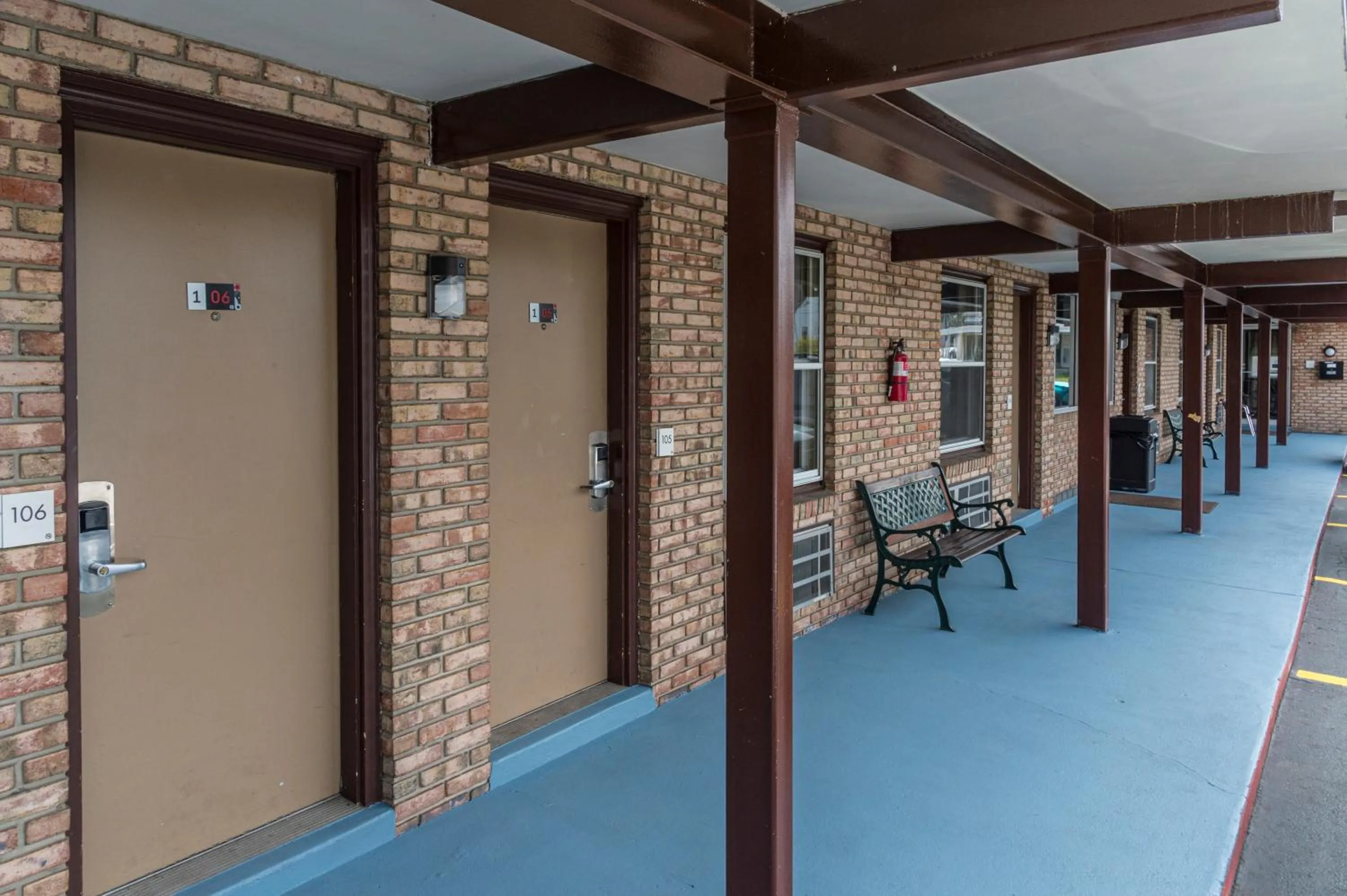 Property building in Sunrise Inn Hershey