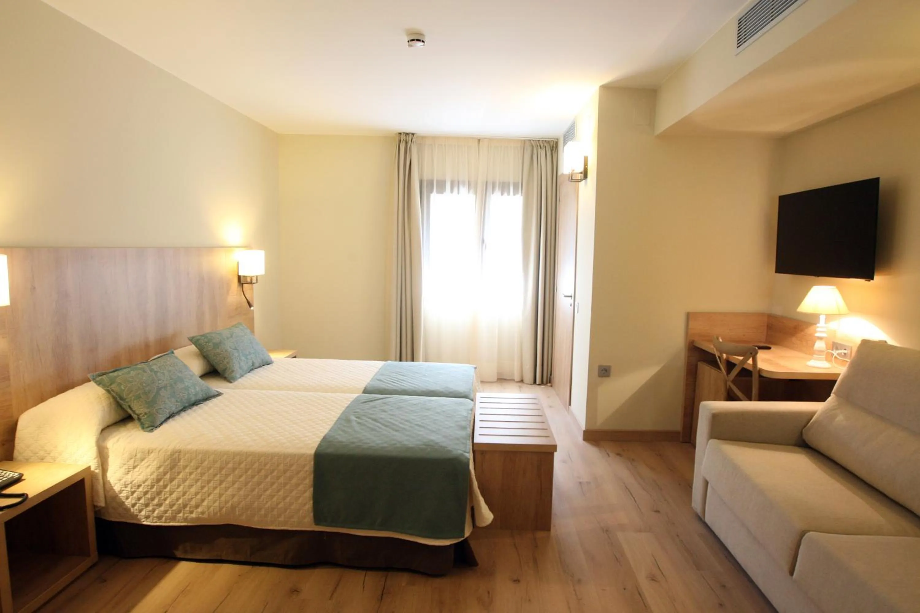 Bed in Hotel & Spa Real Villa Anayet