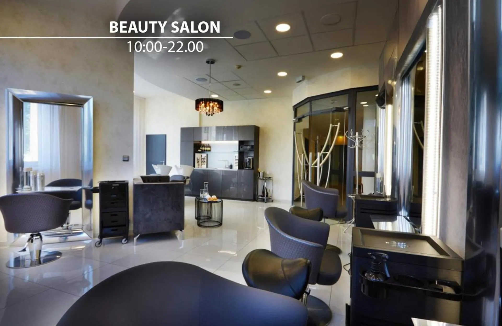 Entertainment in Don Giovanni Hotel Prague - Great Hotels of The World