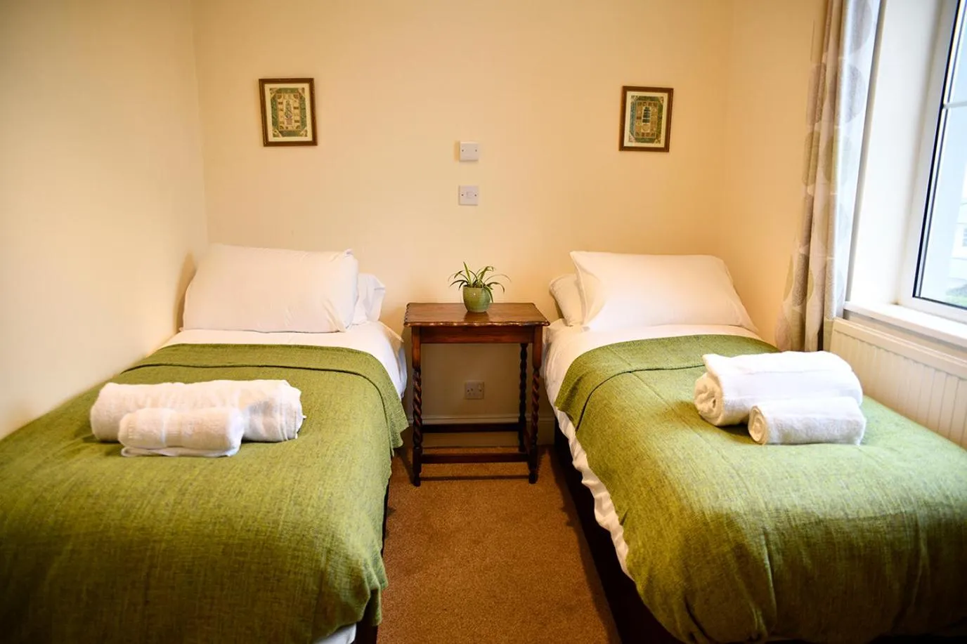 Bed in The Maycliffe Hotel