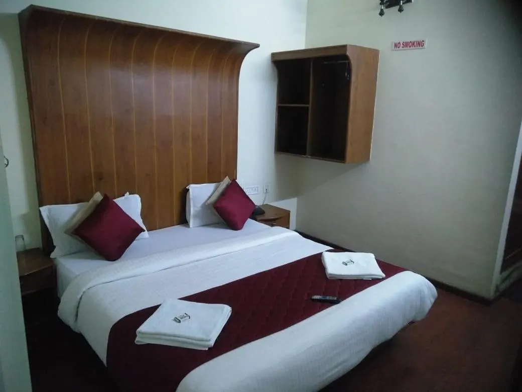 Deluxe Double Room in Red Star Holidays
