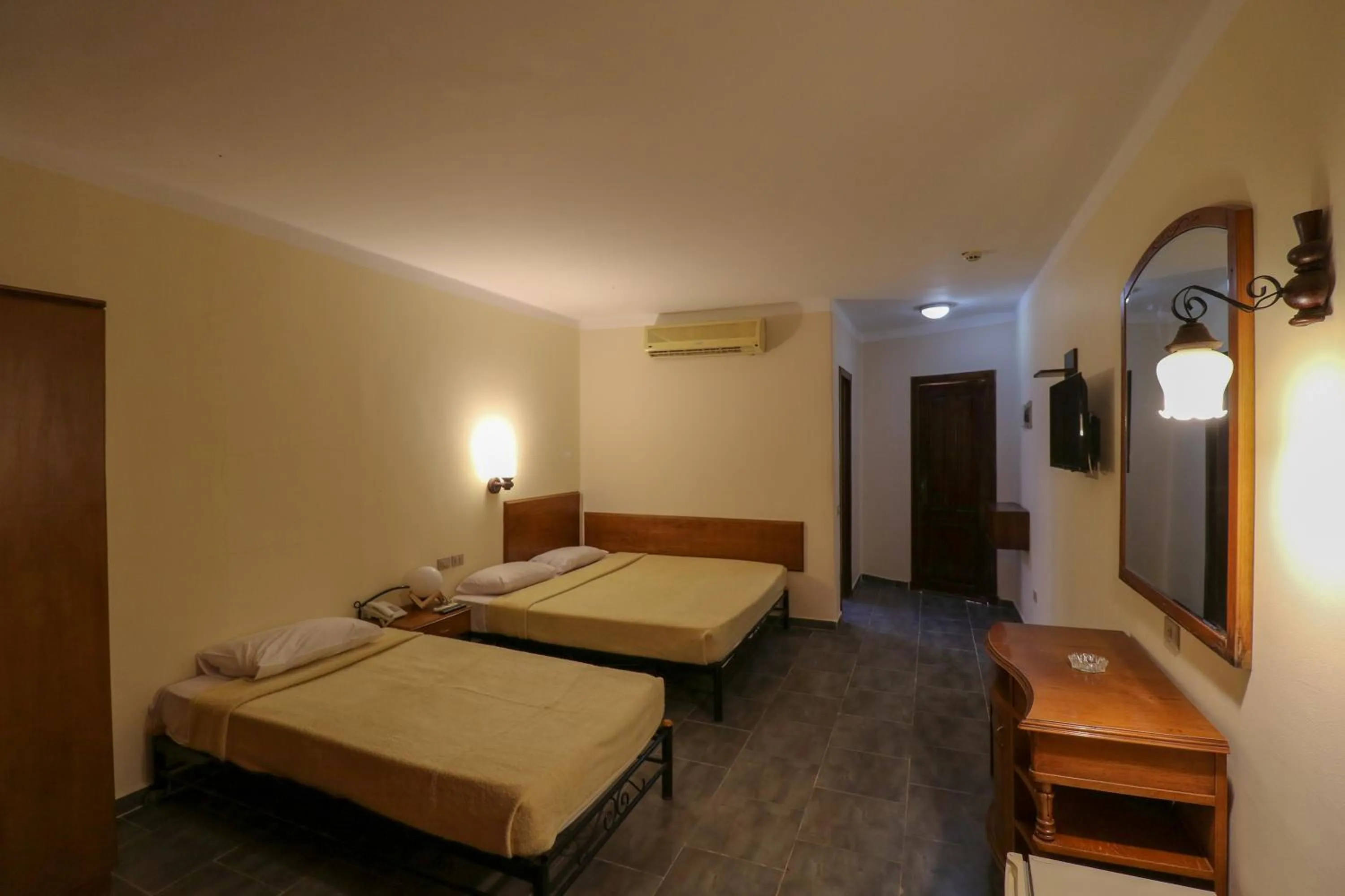 Photo of the whole room in Panda resort