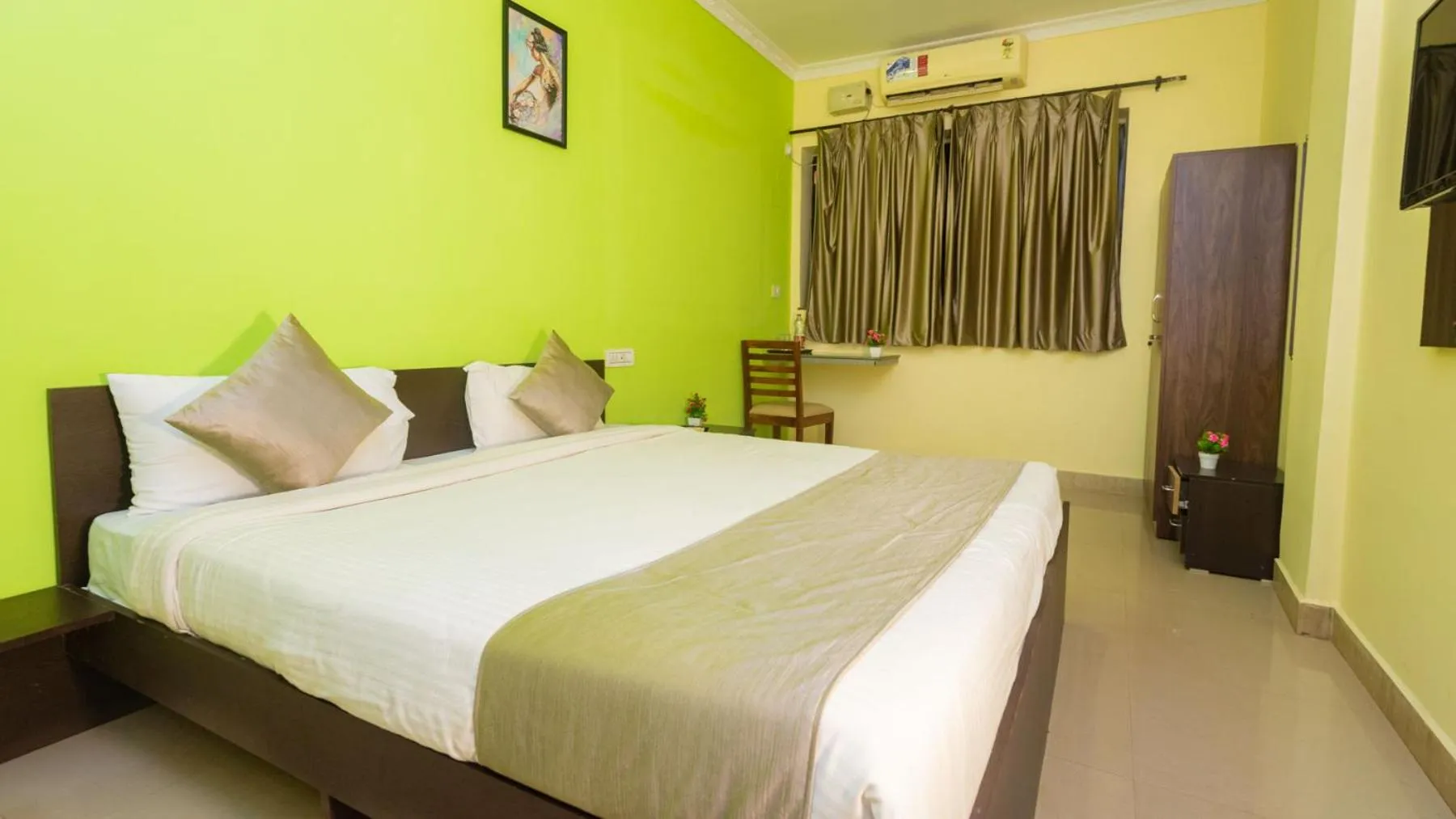 Bedroom, Bed in Hotel Spring Height Hotels Near Mall De Goa