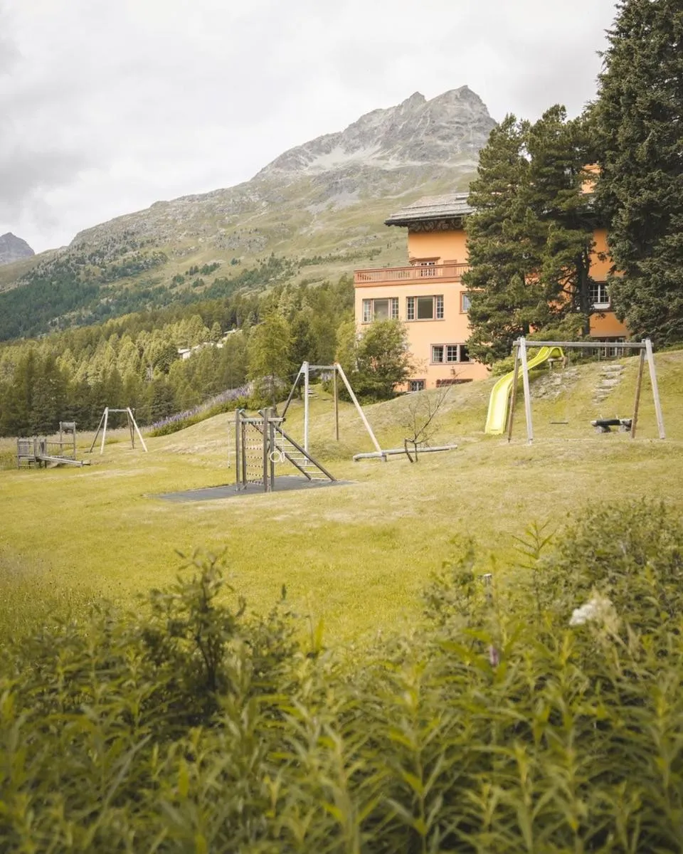 Children play ground in Hotel Chesa Spuondas