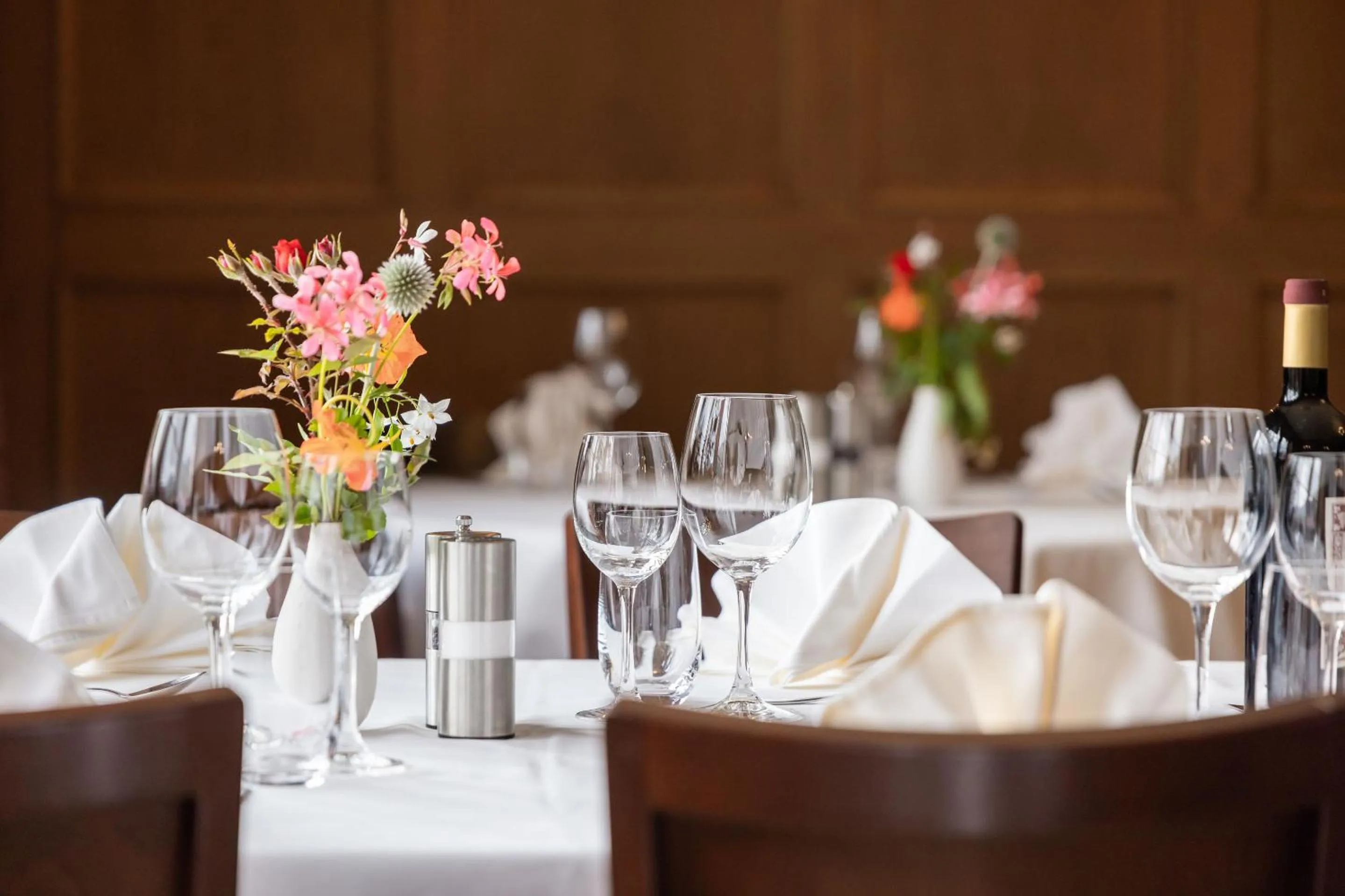 Restaurant/places to eat in Hotel Chesa Spuondas