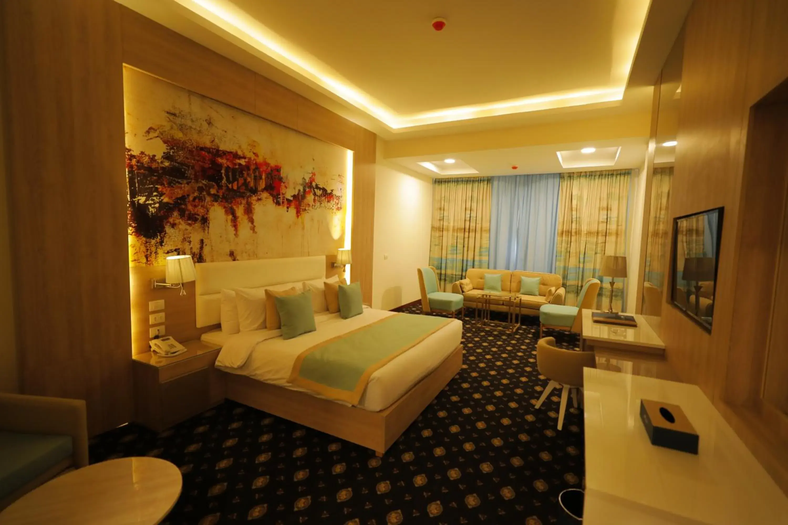 Property building, Bed in Tolip Gardens Hotel Property building, Bed in Tolip Gardens Hotel