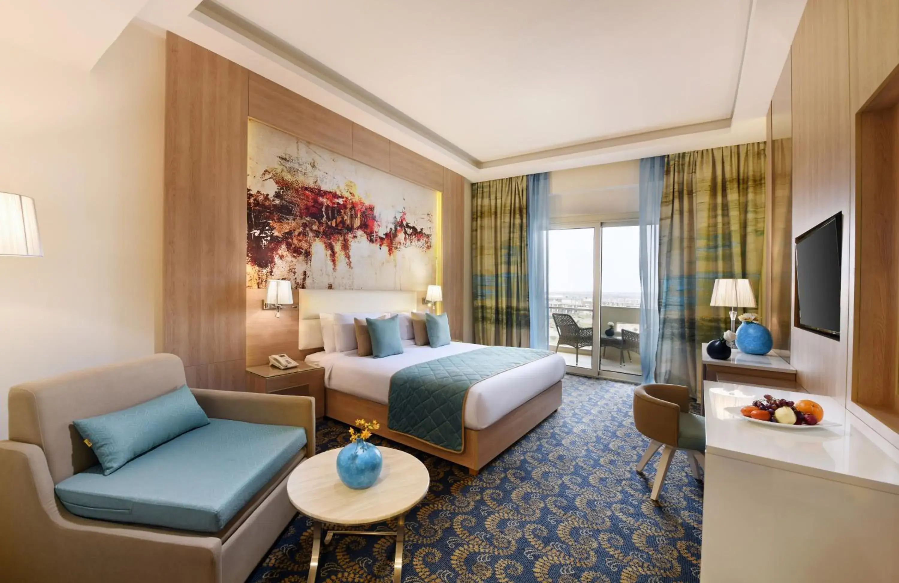 Balcony/Terrace, Bed in Tolip Gardens Hotel Balcony/Terrace, Bed in Tolip Gardens Hotel