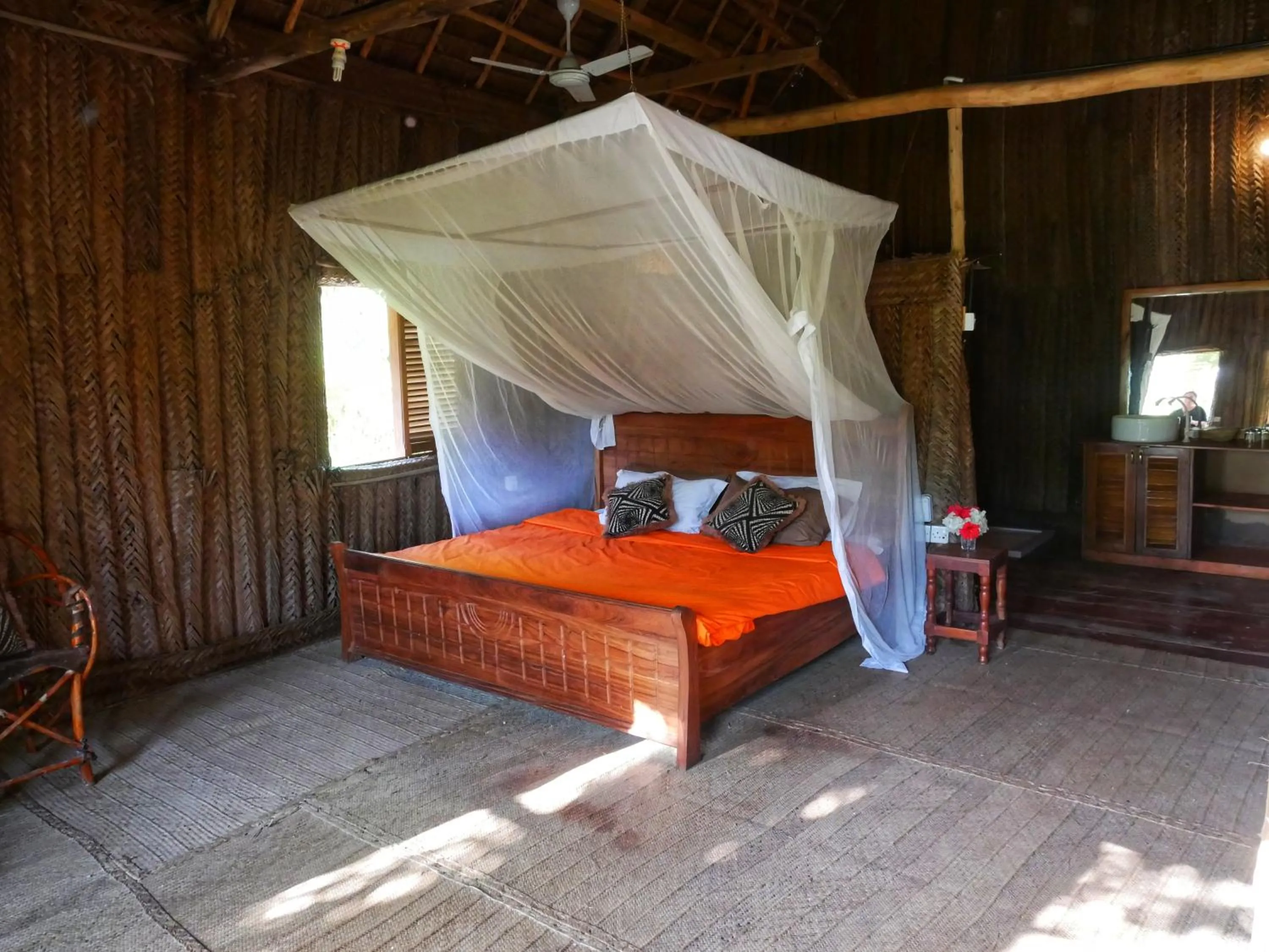 Bedroom, Bed in COCO REEF ECOLODGE