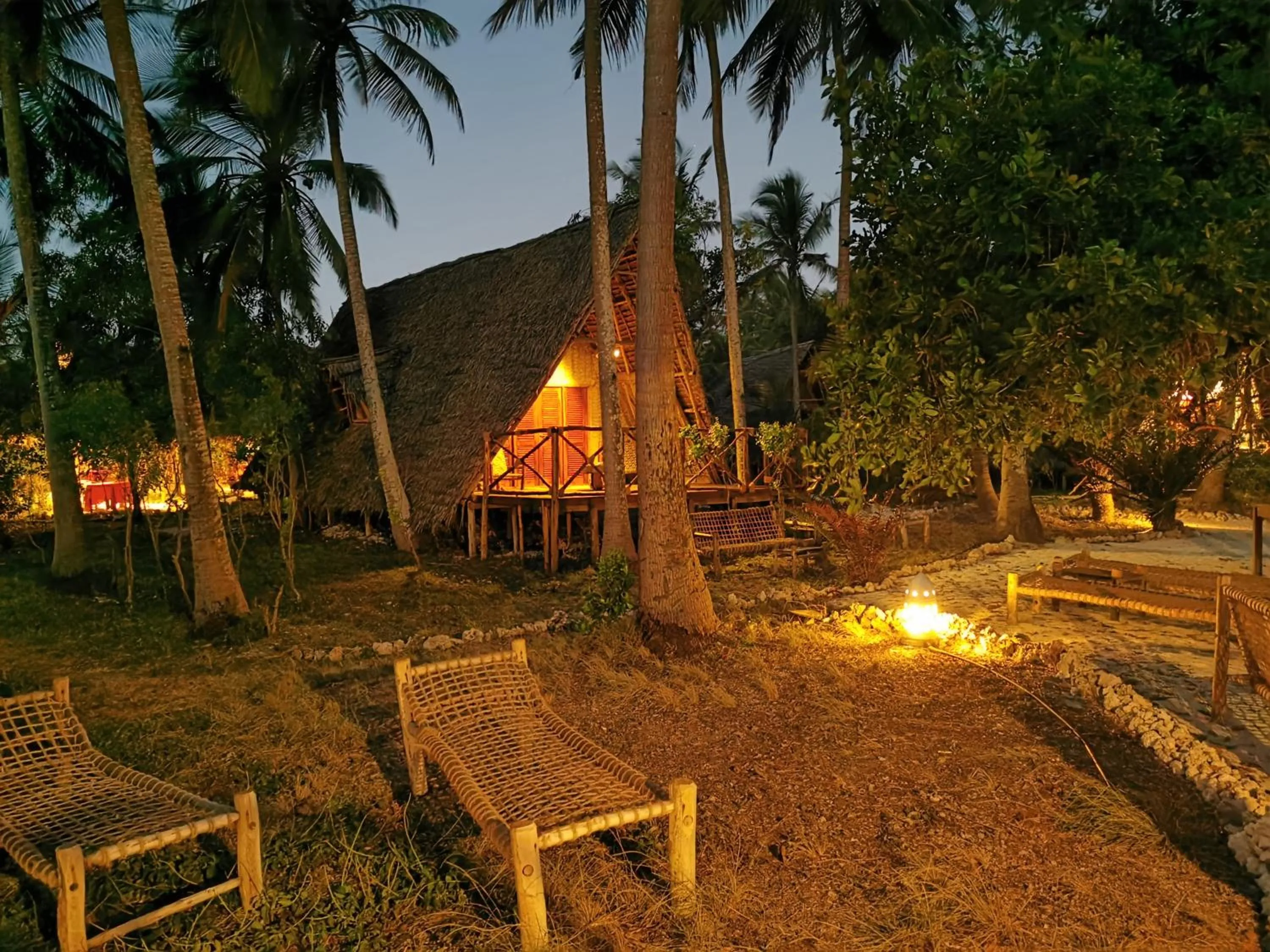 Beach in COCO REEF ECOLODGE