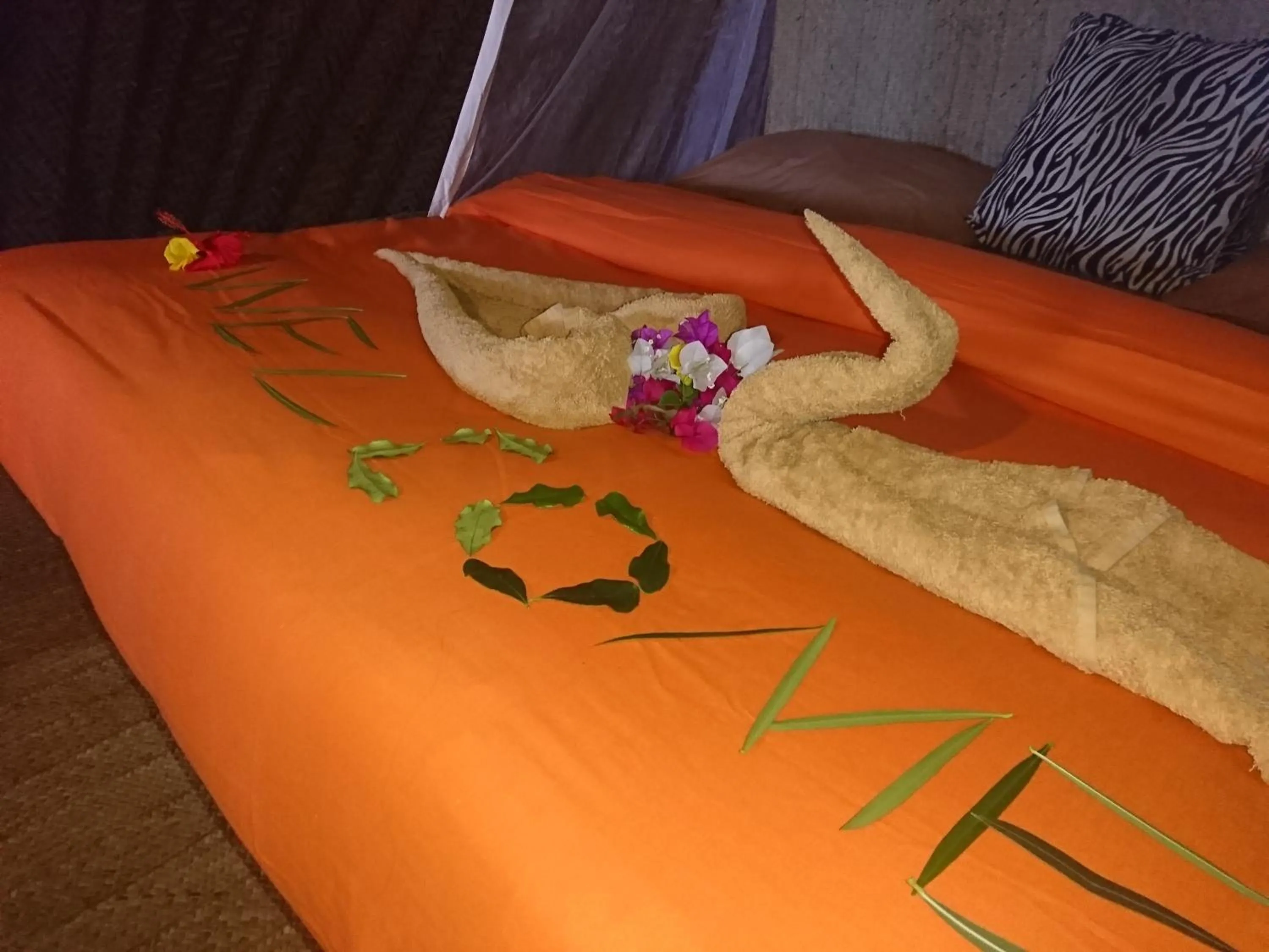 Bed in COCO REEF ECOLODGE