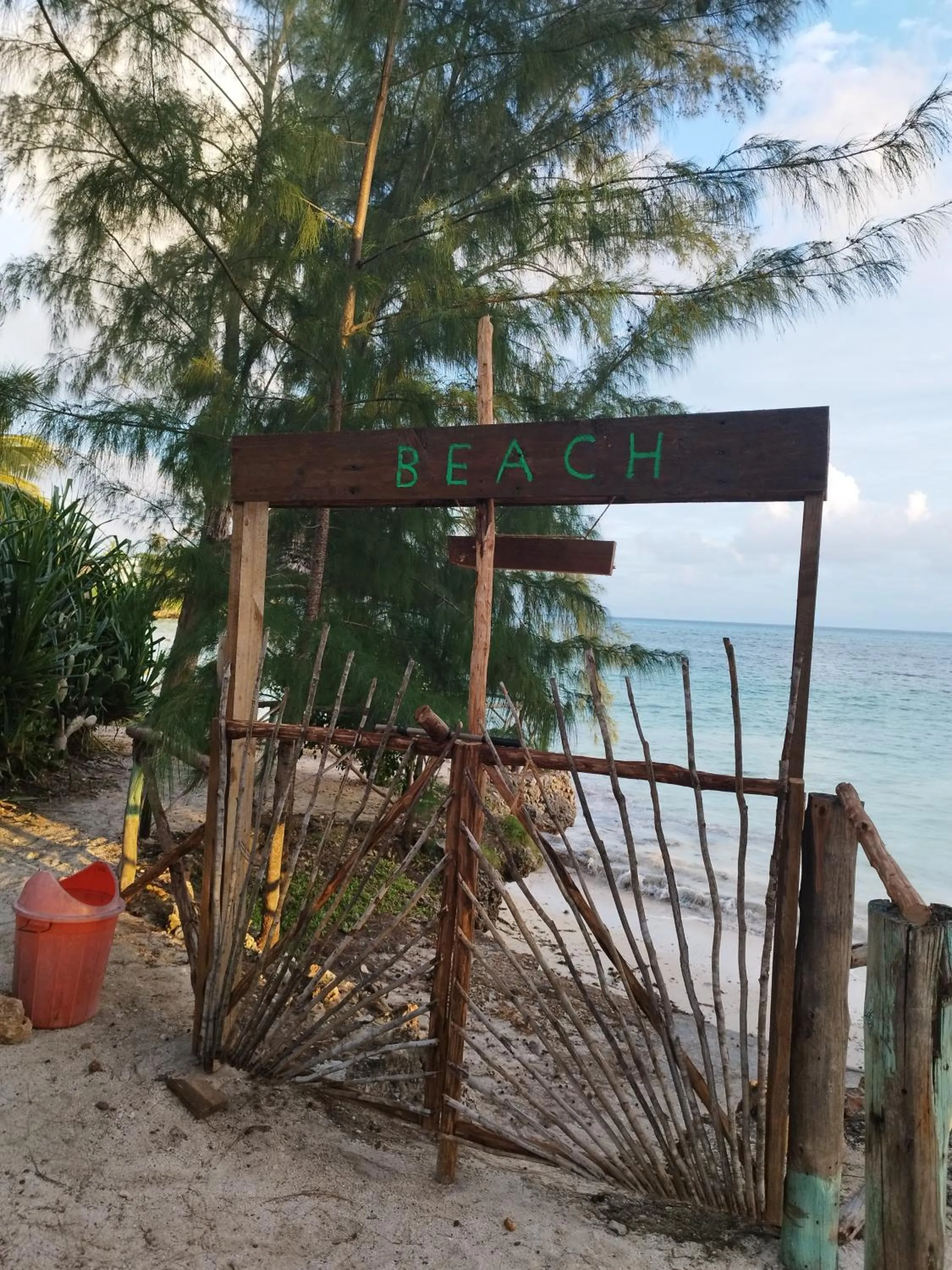 Beach in COCO REEF ECOLODGE