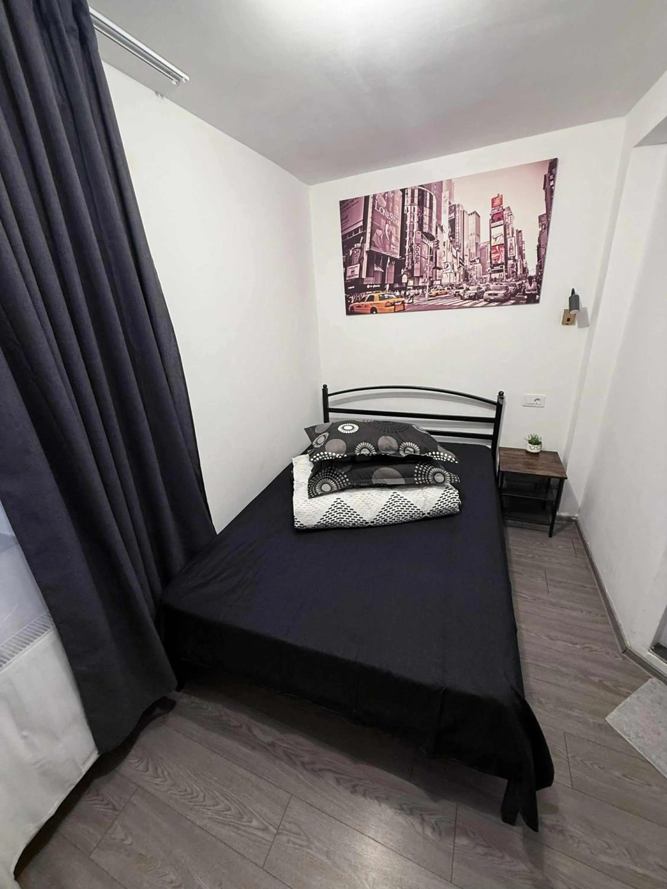 Photo of the whole room, Bed in Casa Bucovineană