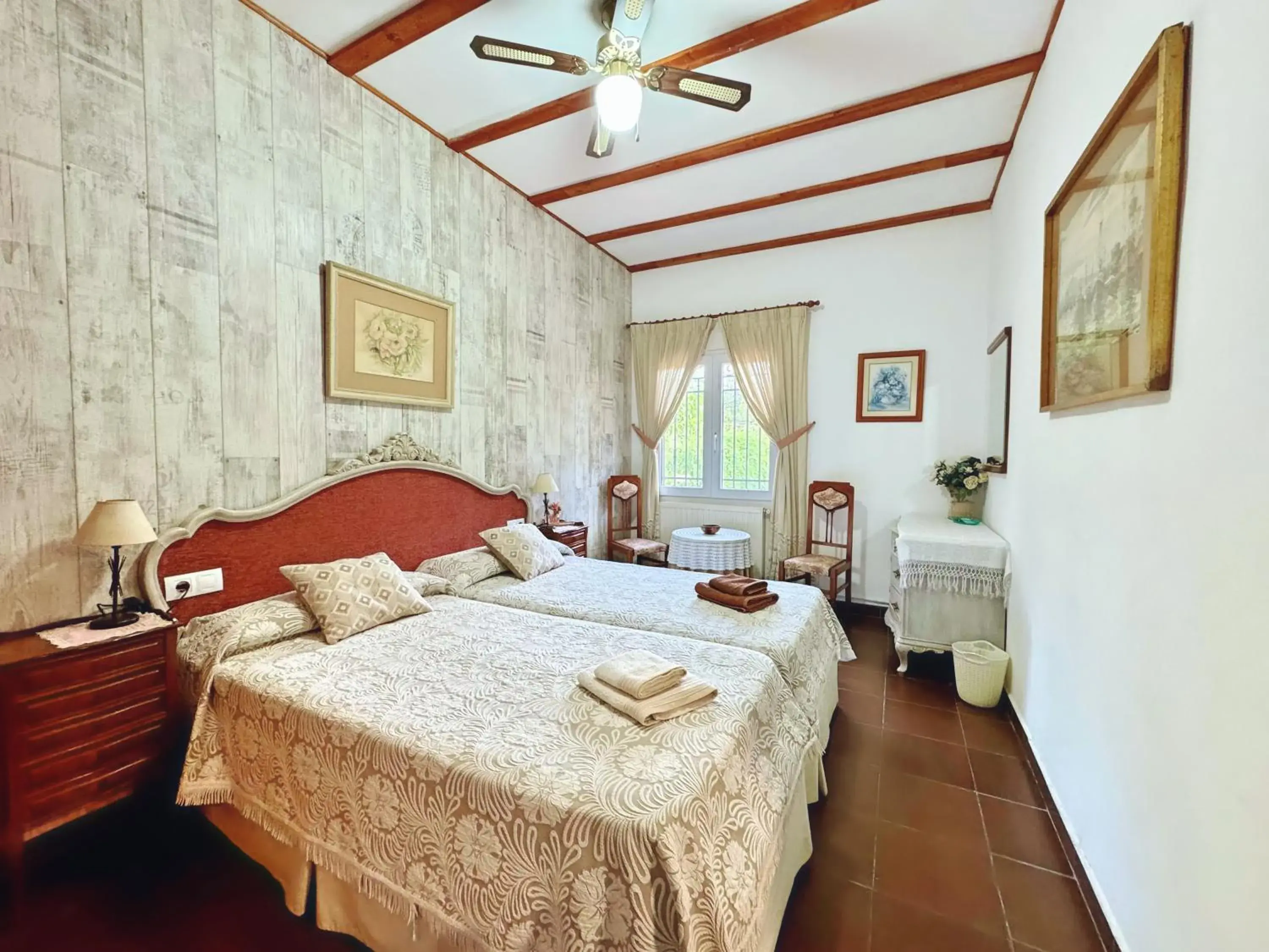 Twin Room in Casa Rural Aire Twin Room in Casa Rural Aire