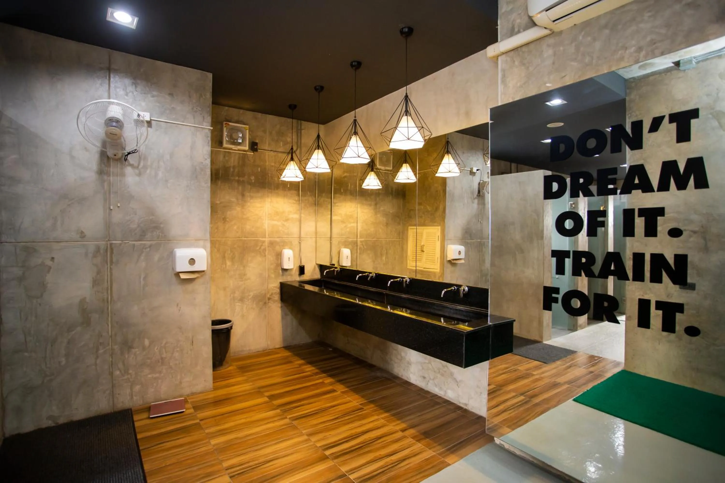 Sauna in Sea Paradise Hotel Sattahip