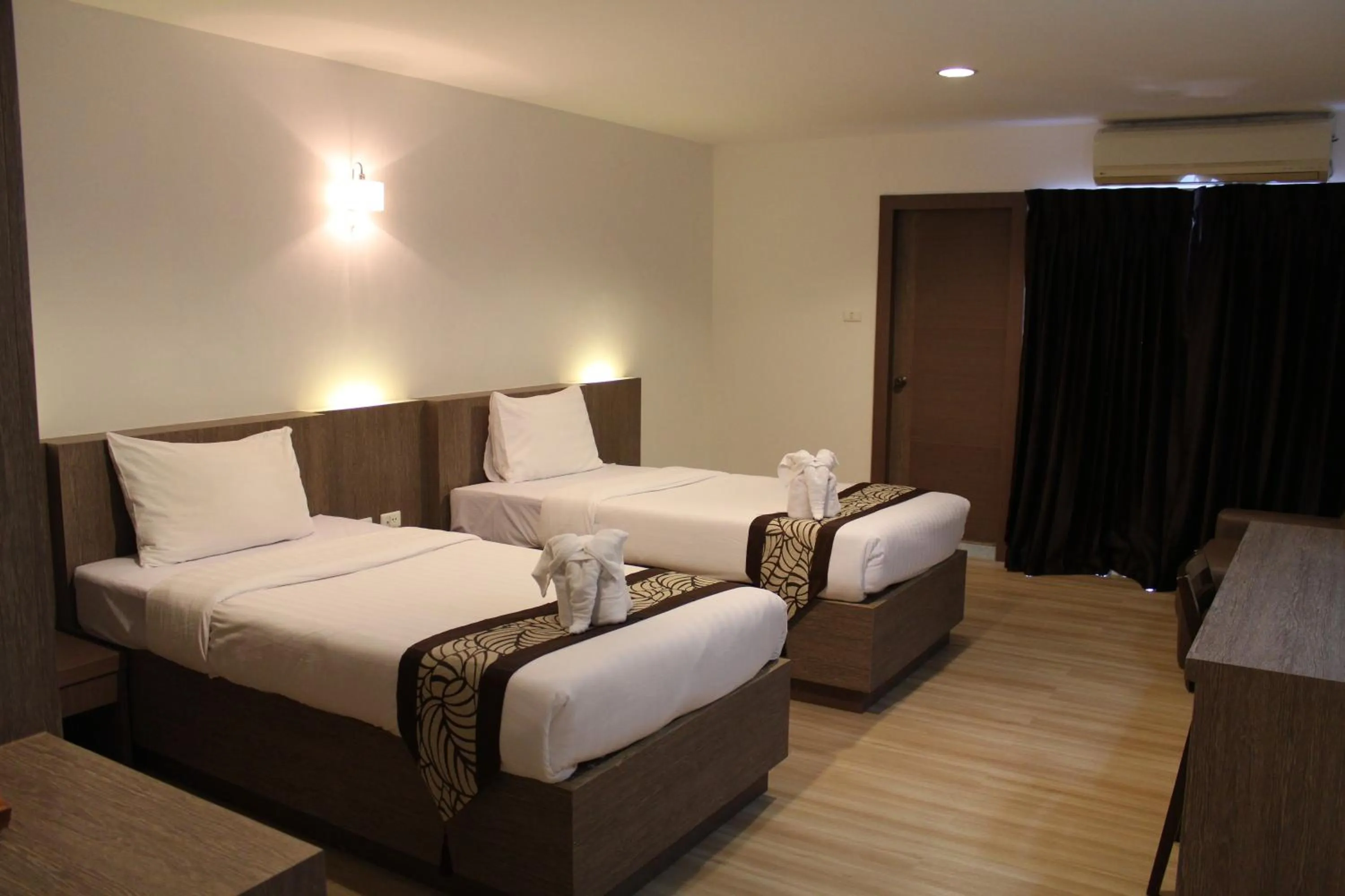 Bedroom in Sea Paradise Hotel Sattahip