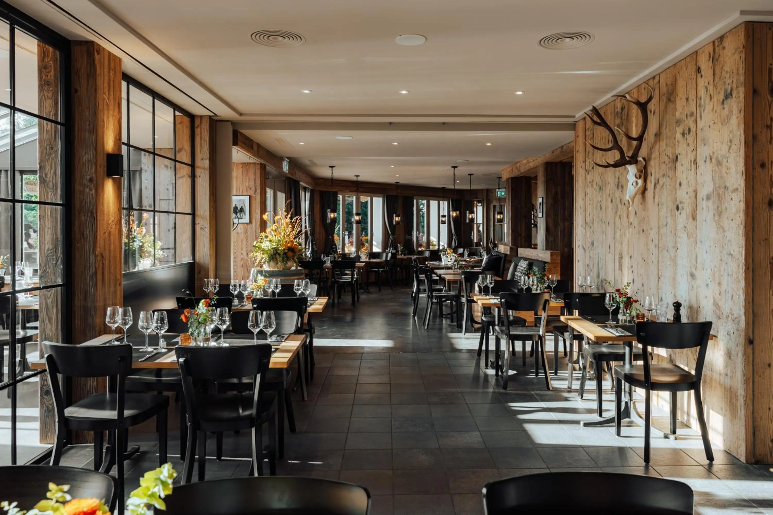 Restaurant/places to eat in Hotel UTO KULM car-free hideaway in Zurich