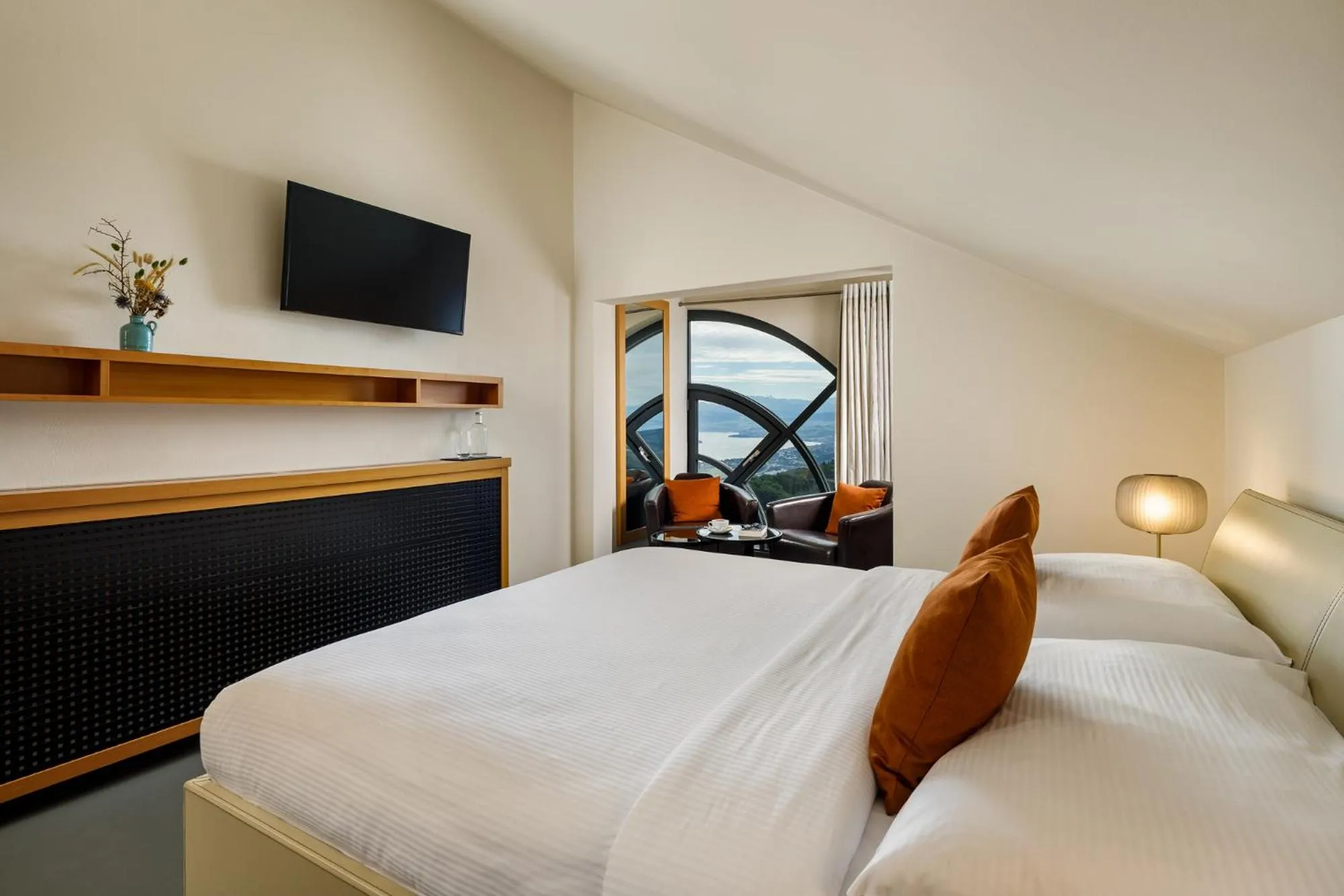 Bed in Hotel UTO KULM car-free hideaway in Zurich