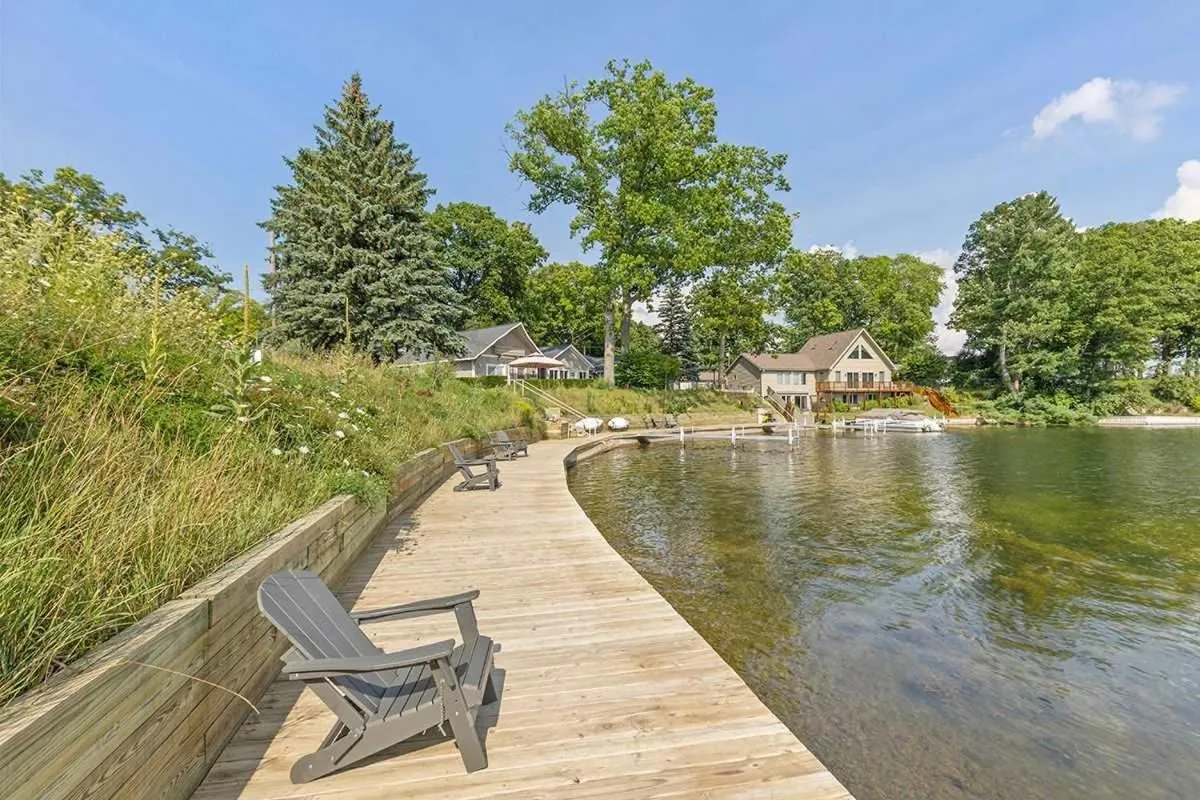 Pet-friendly Cabin with Dock, Firepit, BBQ