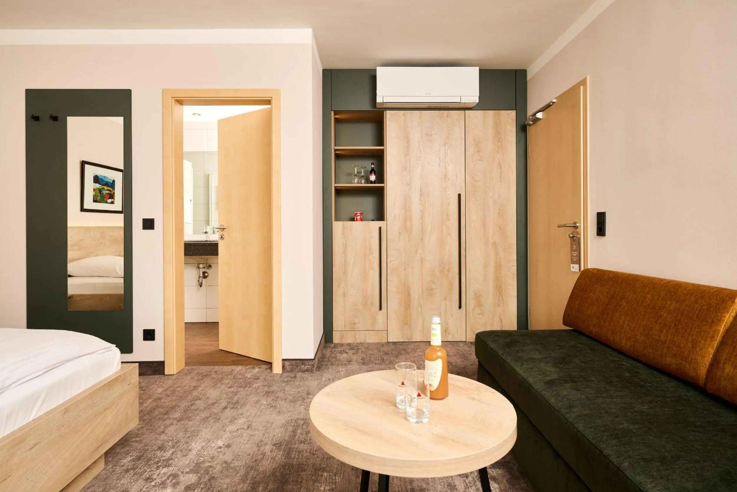 Decorative detail, Bed in Hotel SCHNEIDER