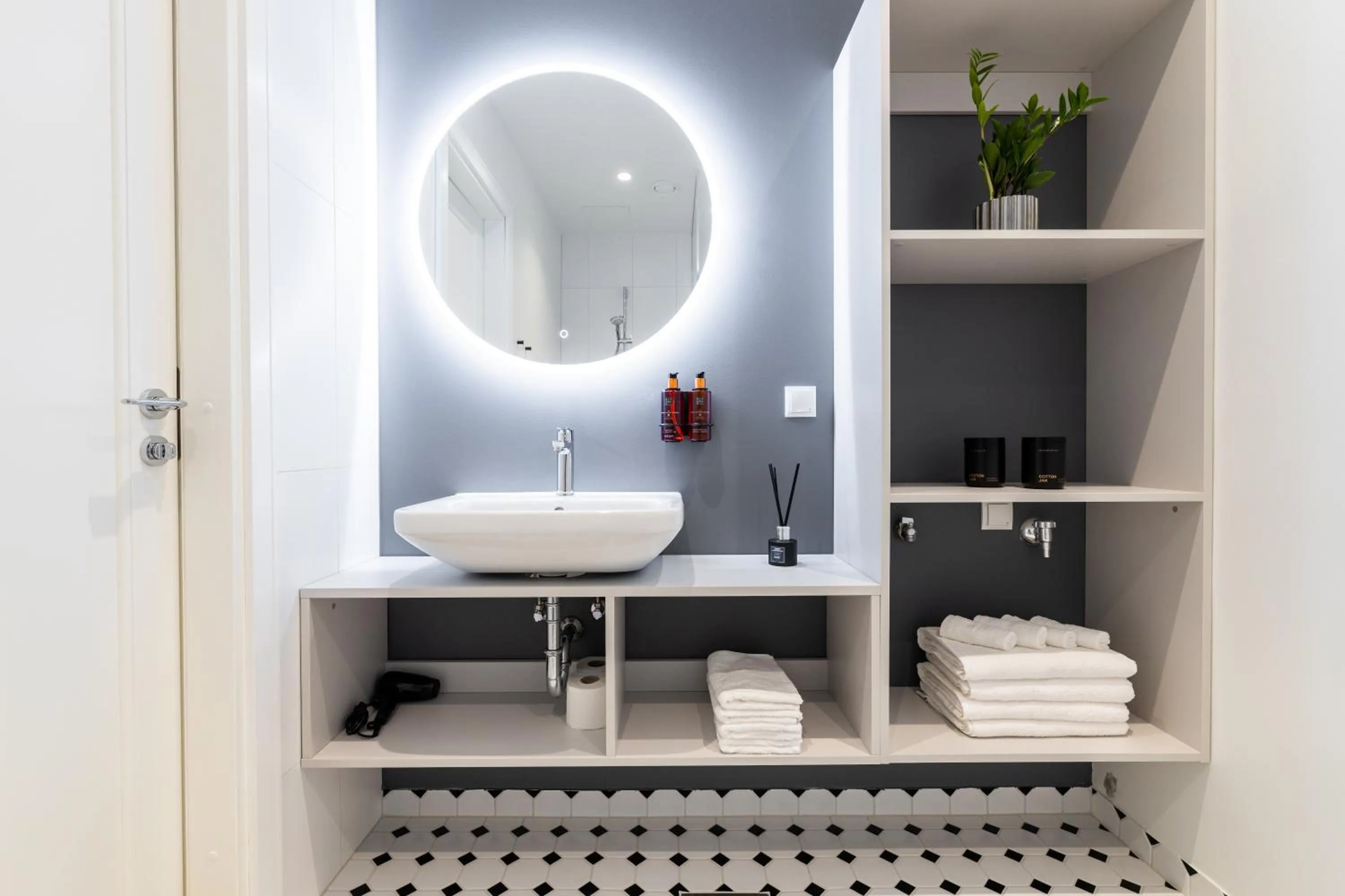 Bathroom in Bob W Tallinn City Centre - Ambassador