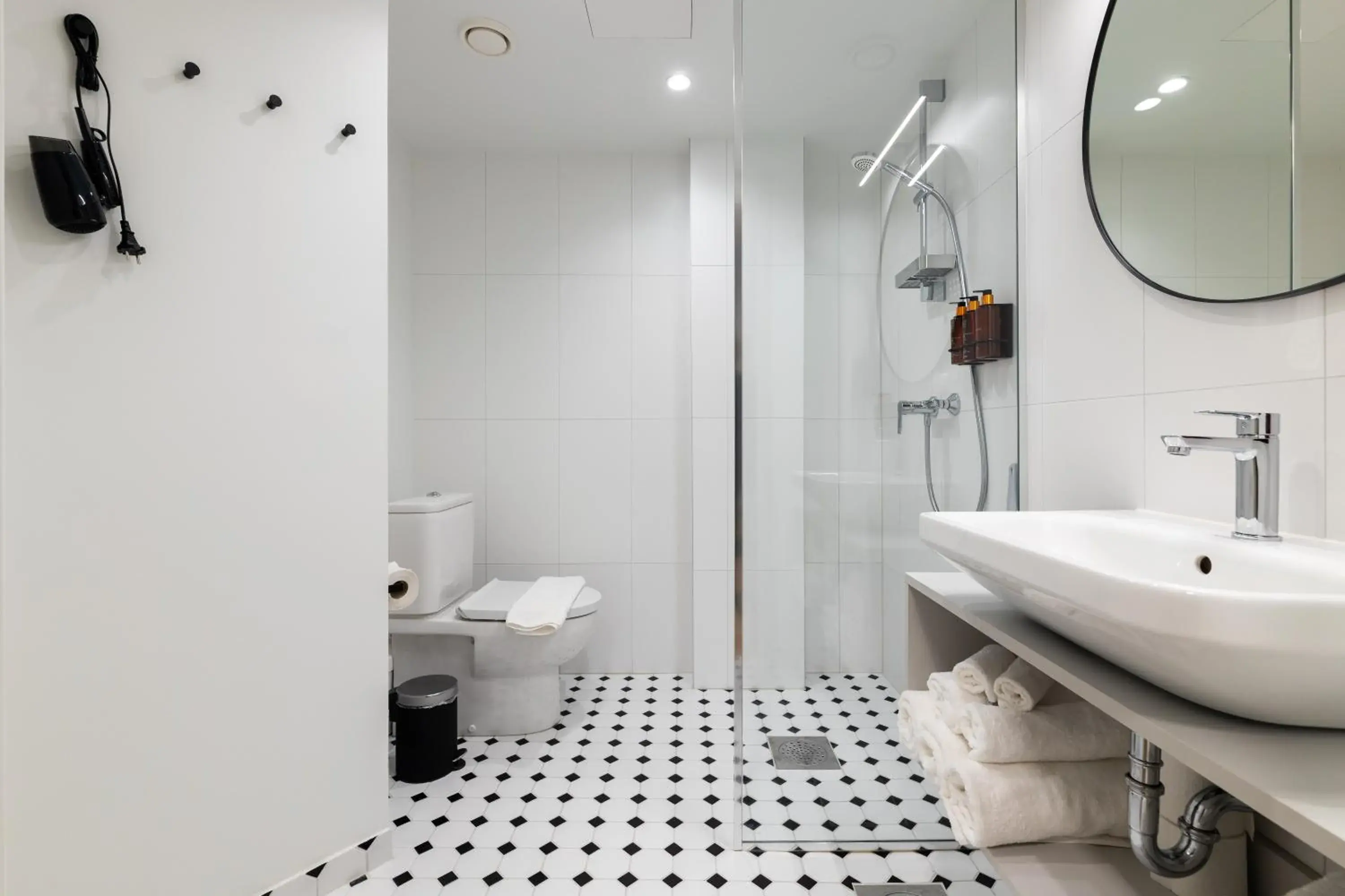 Three-Bedroom Apartment in Bob W Tallinn City Centre - Ambassador Three-Bedroom Apartment in Bob W Tallinn City Centre - Ambassador