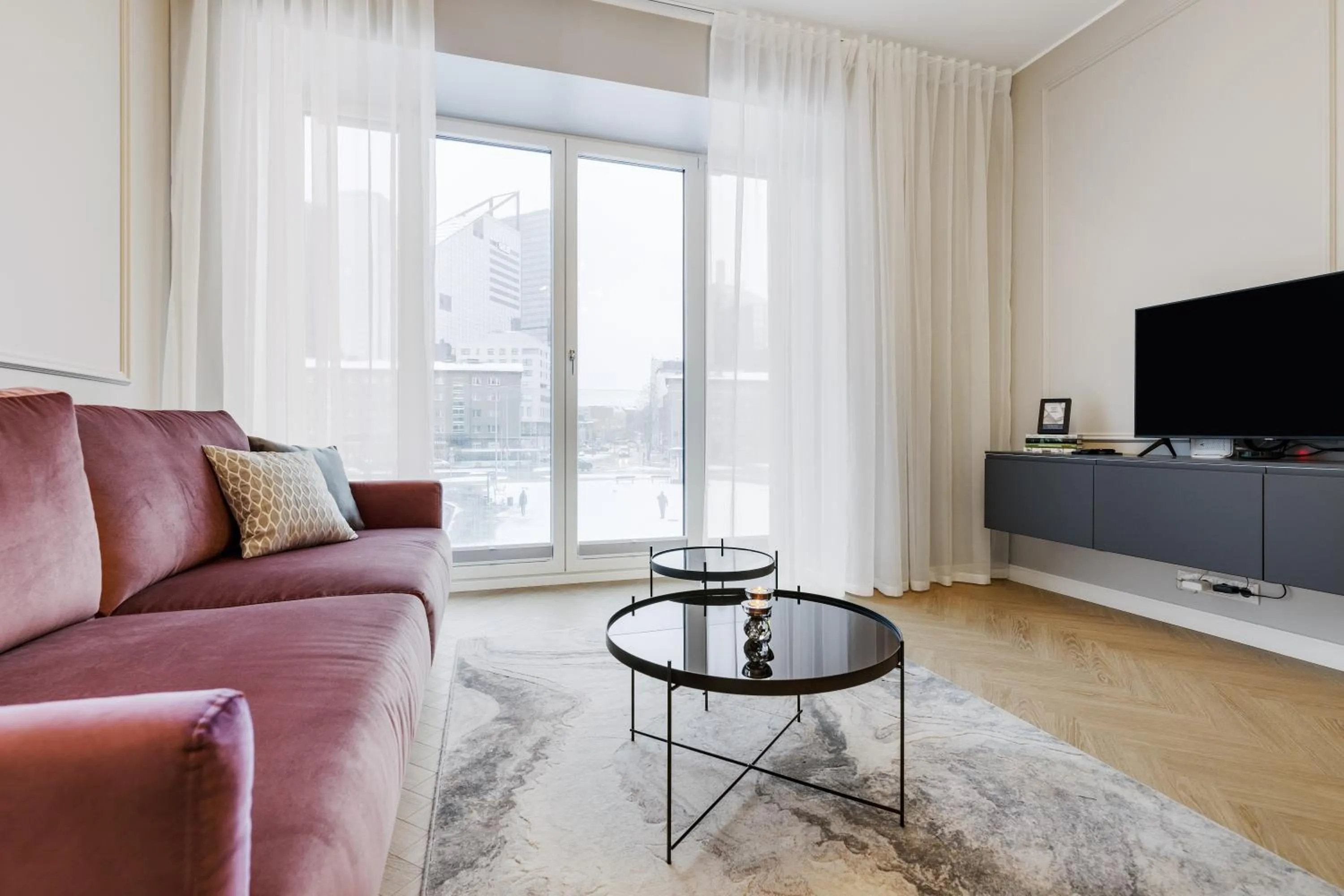 TV and multimedia in Bob W Tallinn City Centre - Ambassador