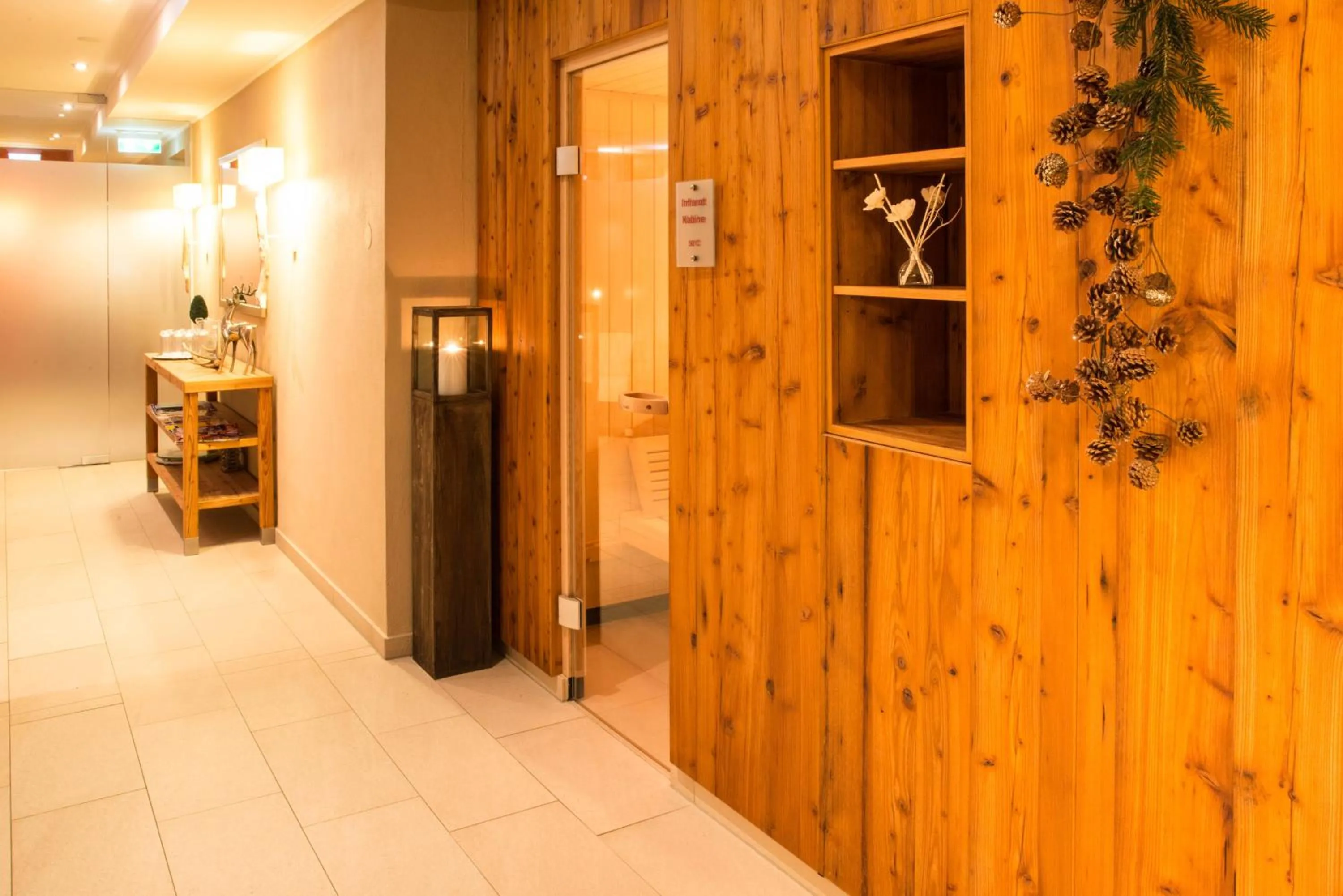 Swimming pool in Hotel Bavaria