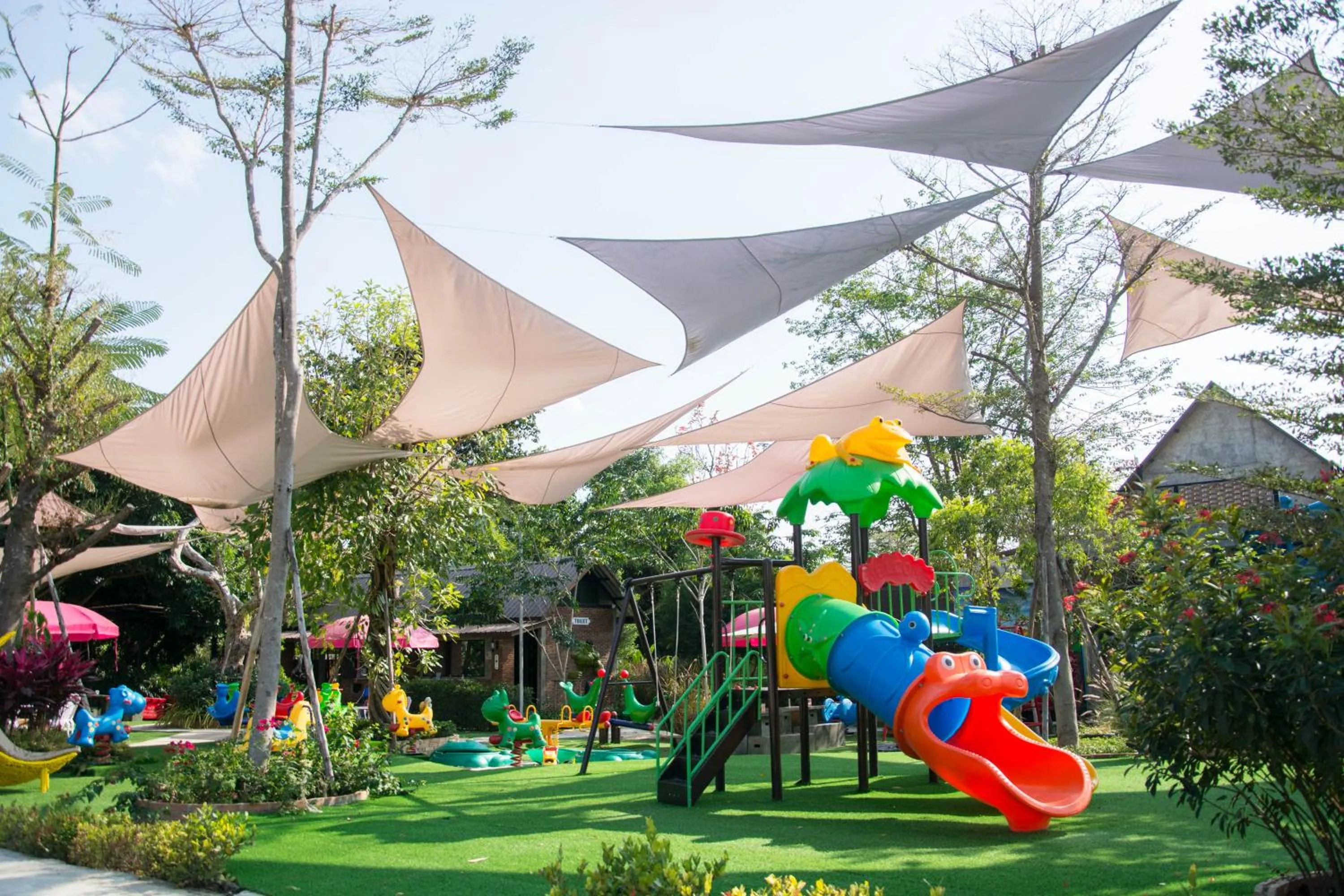 Children play ground in ไร่บำรุงผล Raibumrungphol