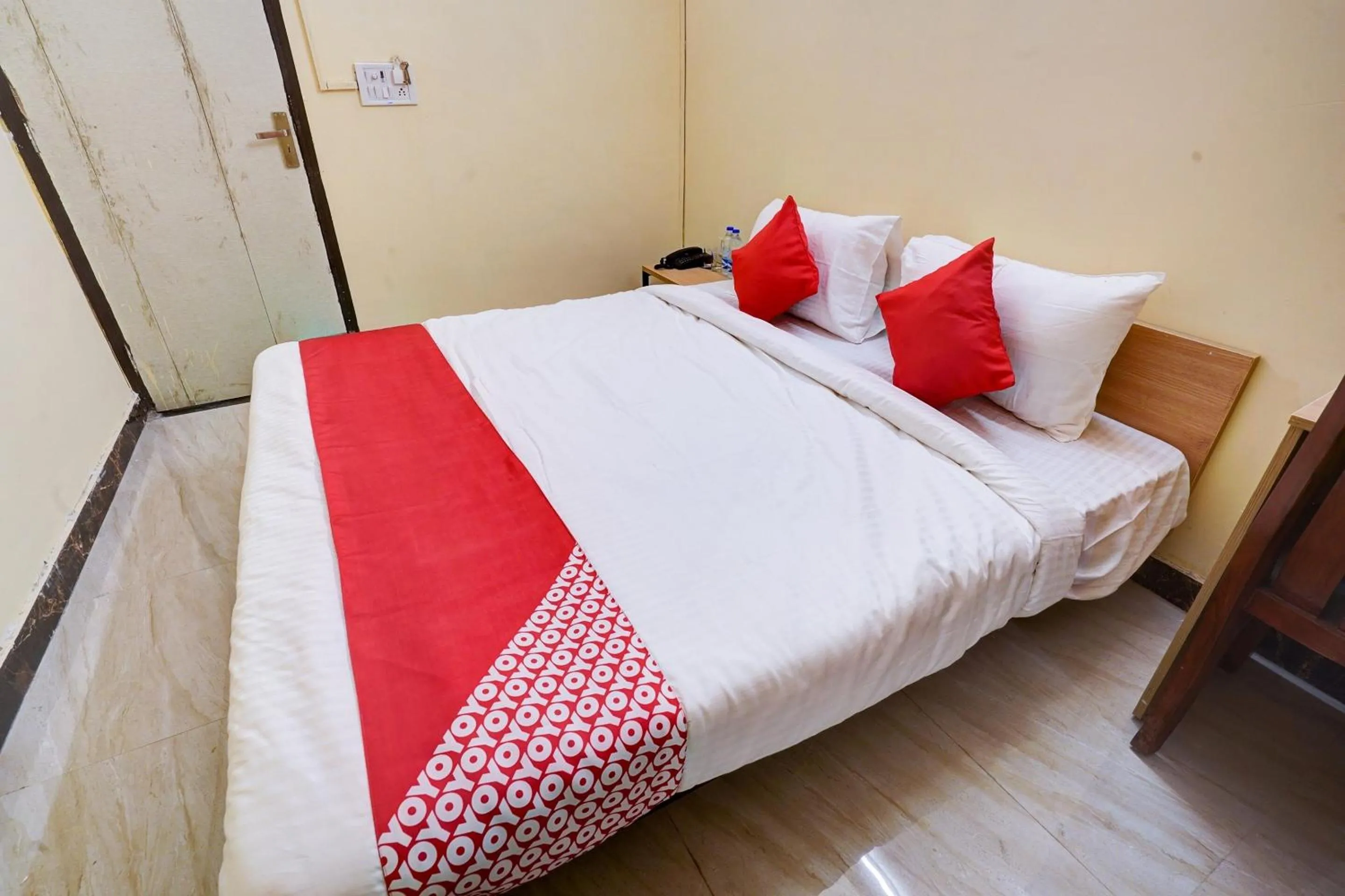 Bedroom, Bed in Hotel O Relax Inn