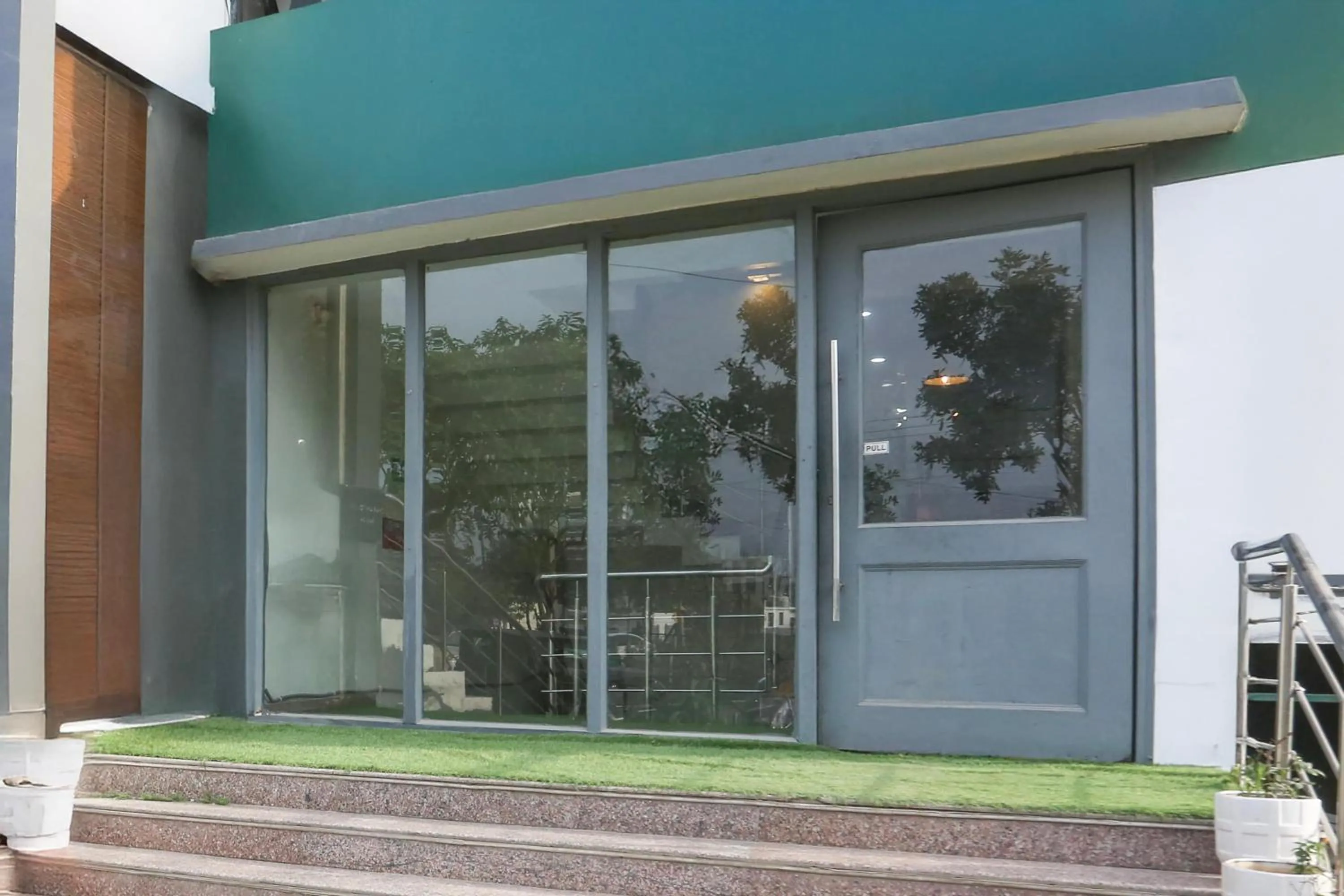 Facade/entrance in Townhouse Sector 64 Near WorldMark Gurugram Formerly Vero