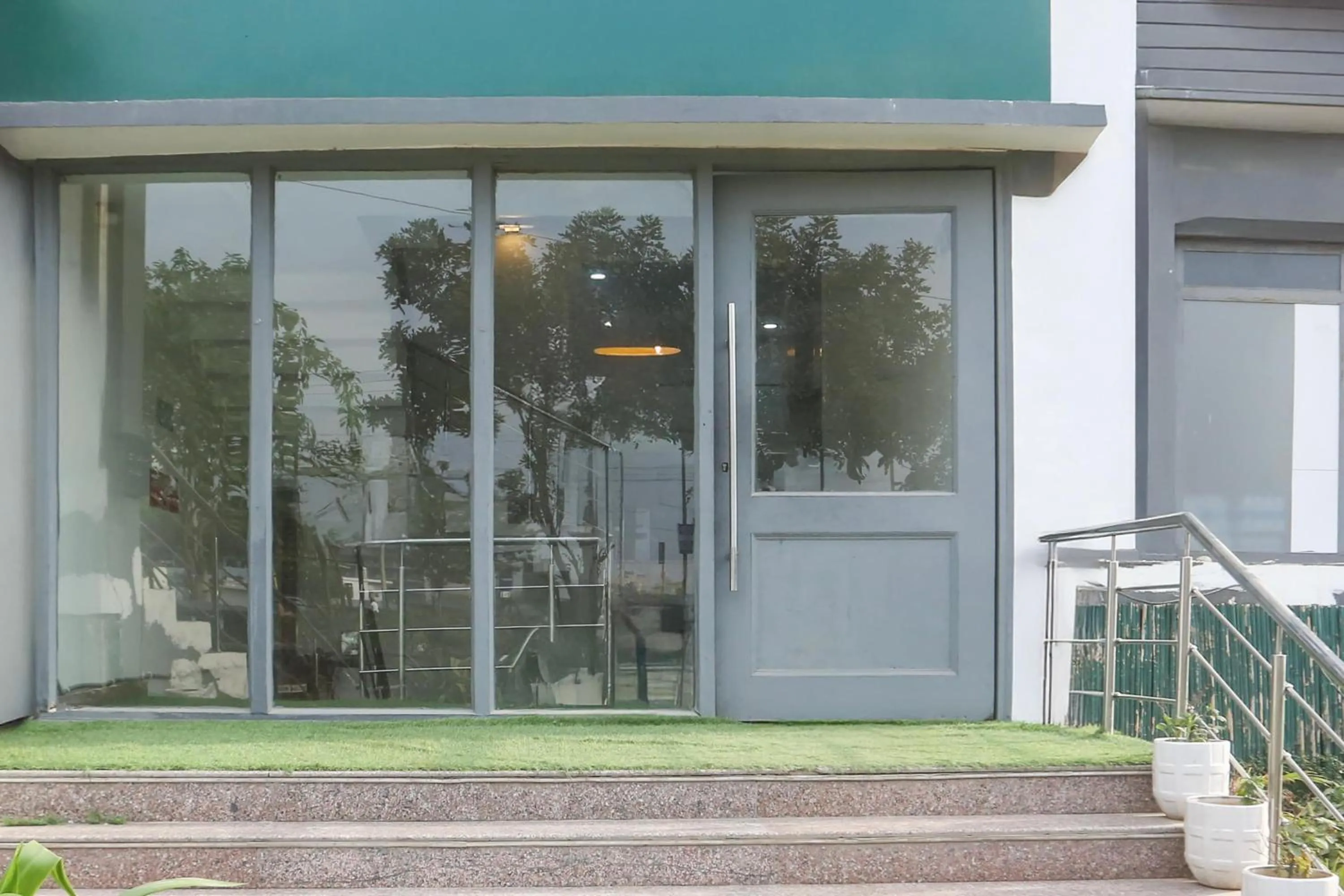 Facade/entrance in Townhouse Sector 64 Near WorldMark Gurugram Formerly Vero