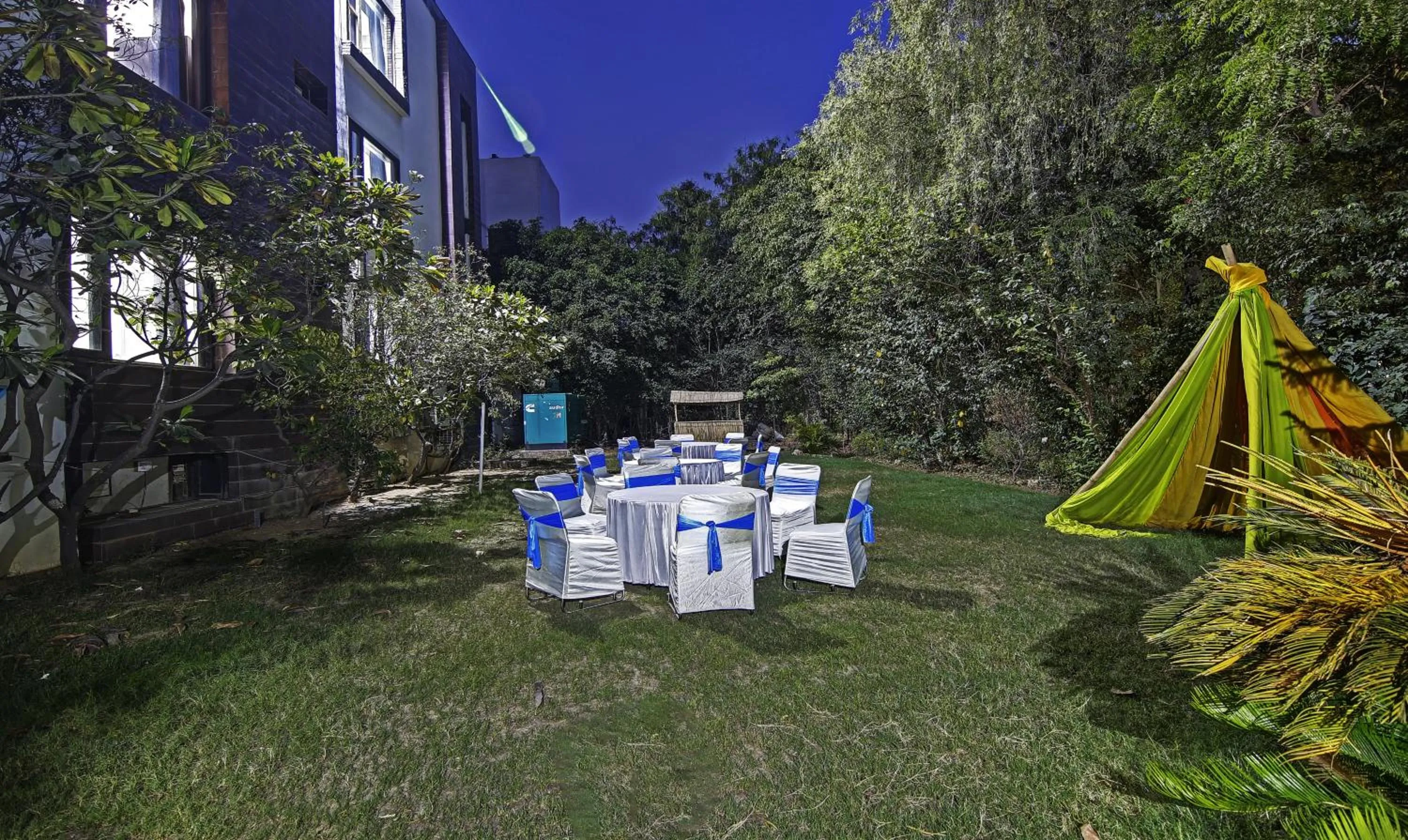 Seating area in Blue Moon Residency Hotel & Restaurant