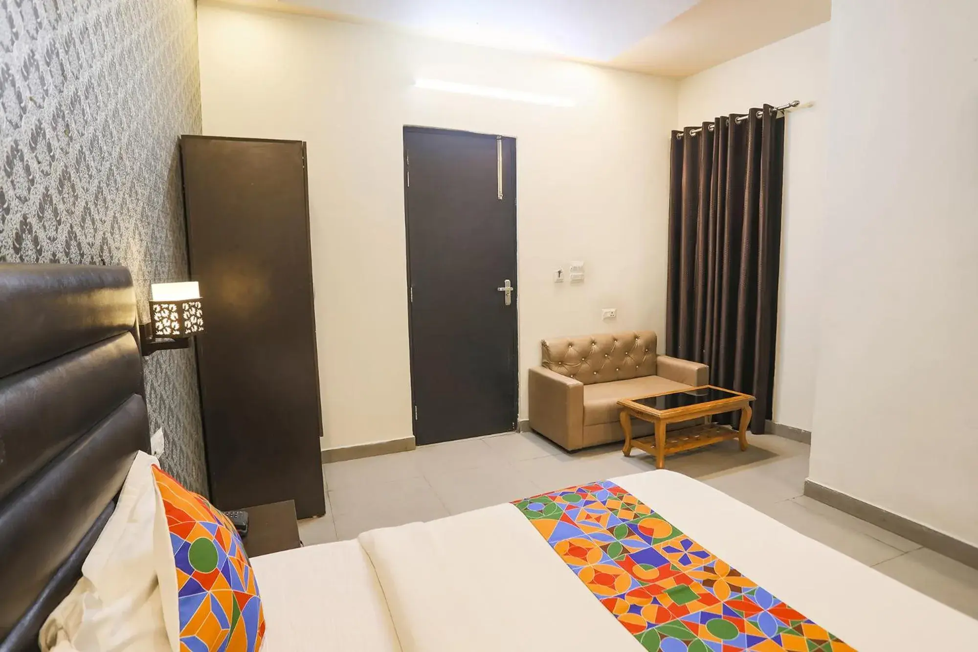 Bed in FabHotel The Diamond Bed in FabHotel The Diamond