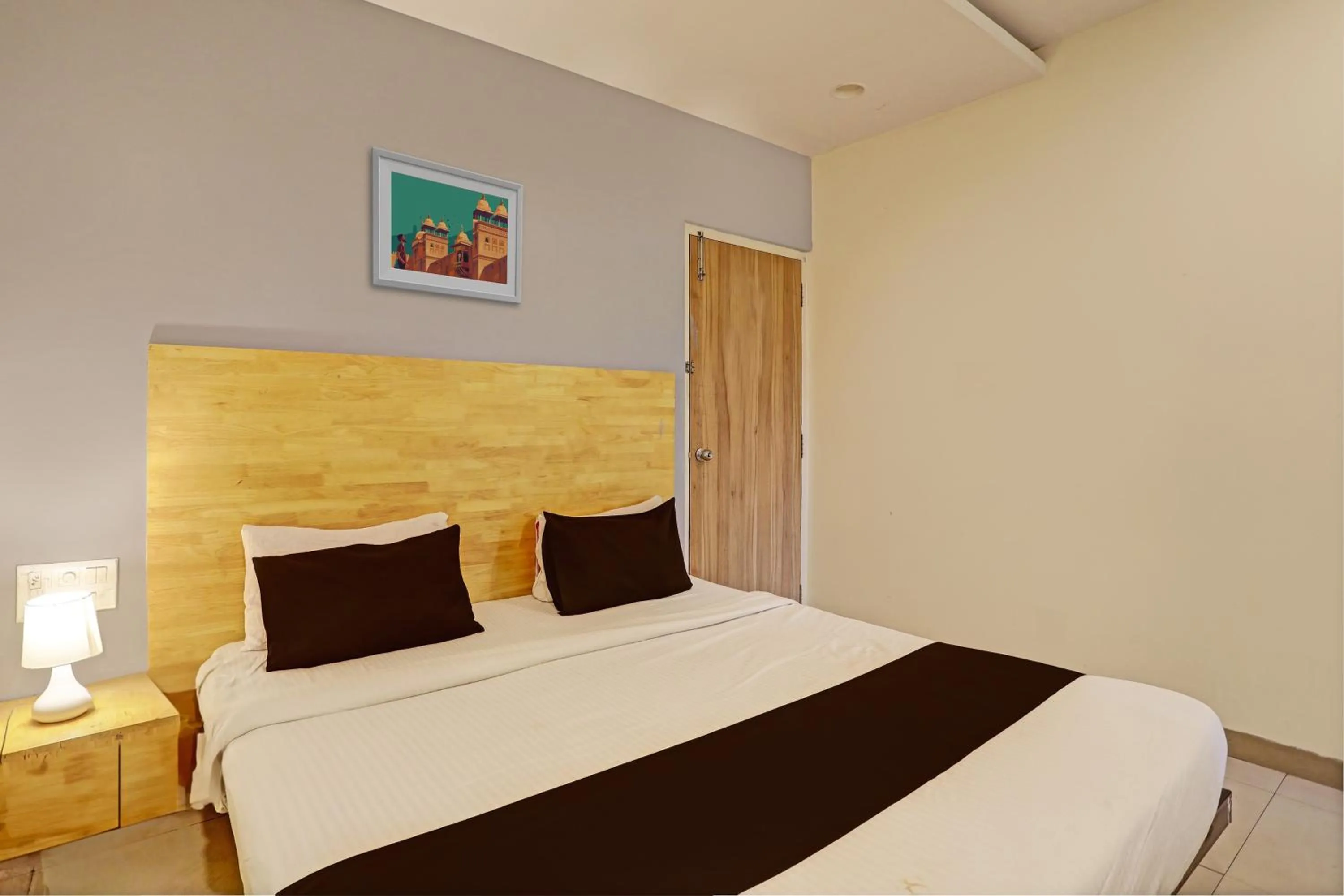 Bedroom, Bed in OYO 76687 HYD620-MOCA