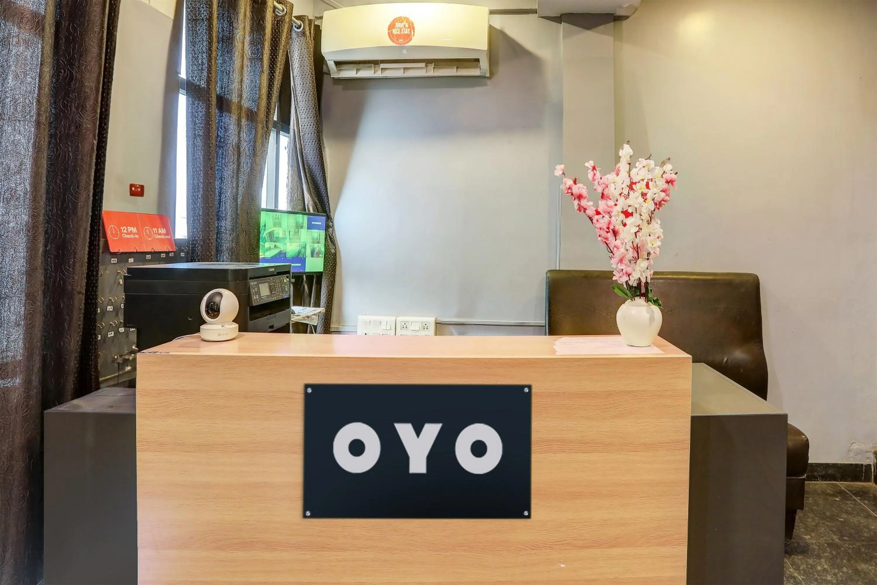 Lobby or reception in OYO 76687 HYD620-MOCA