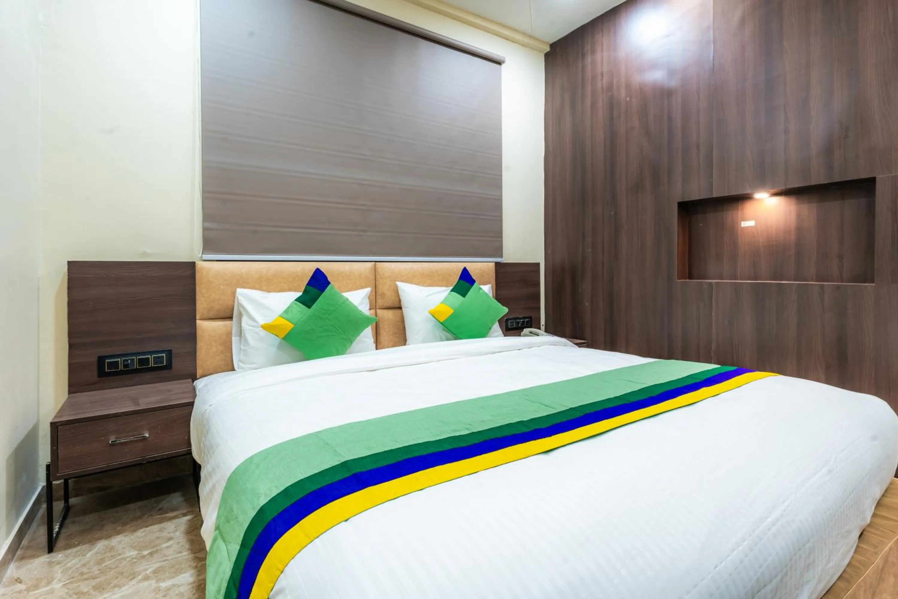 Bedroom, Bed in Treebo City Center