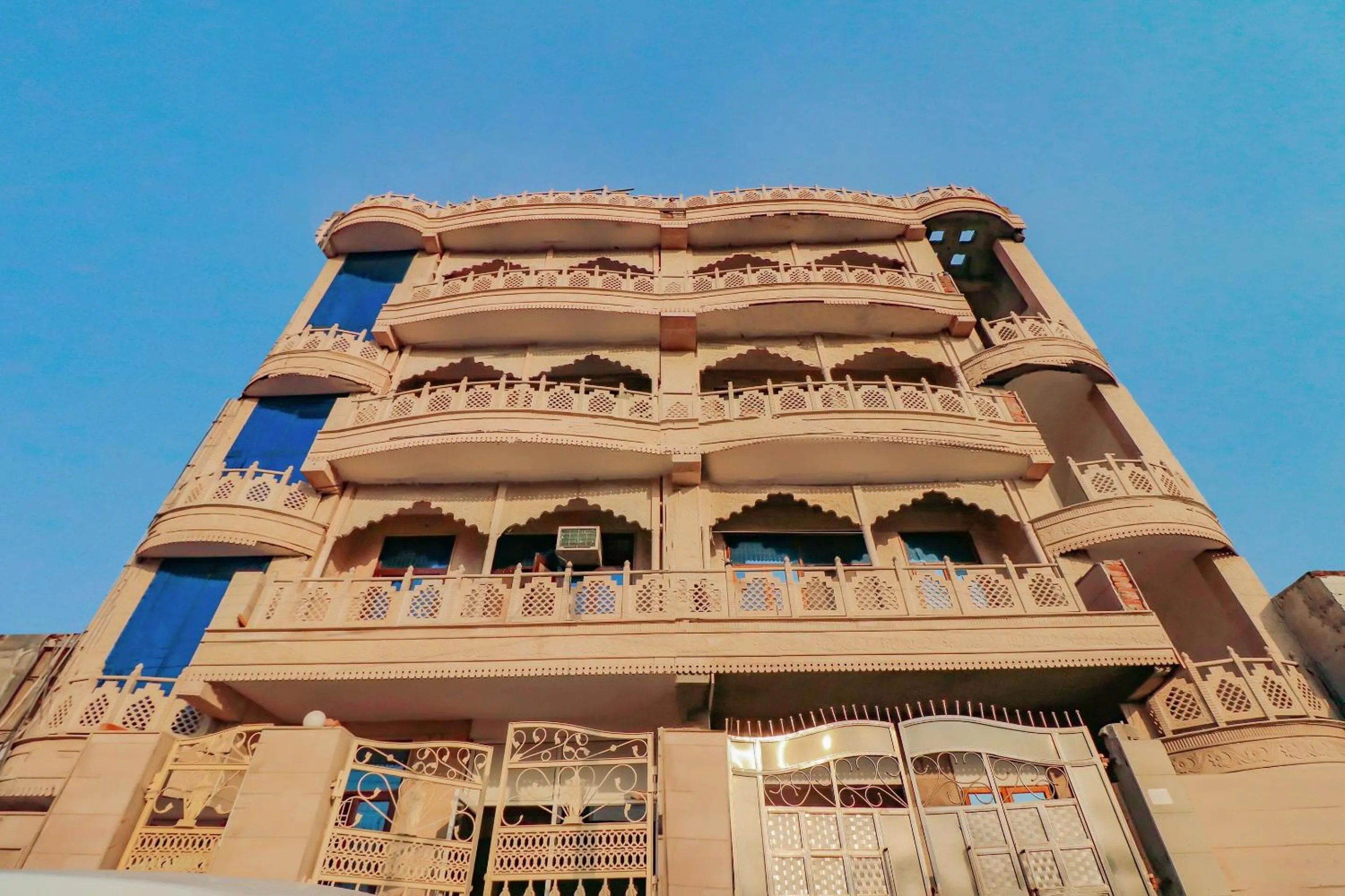 Facade/entrance in Hotel O Primrose Hotel's Near Noida Sector 76 Metro Station