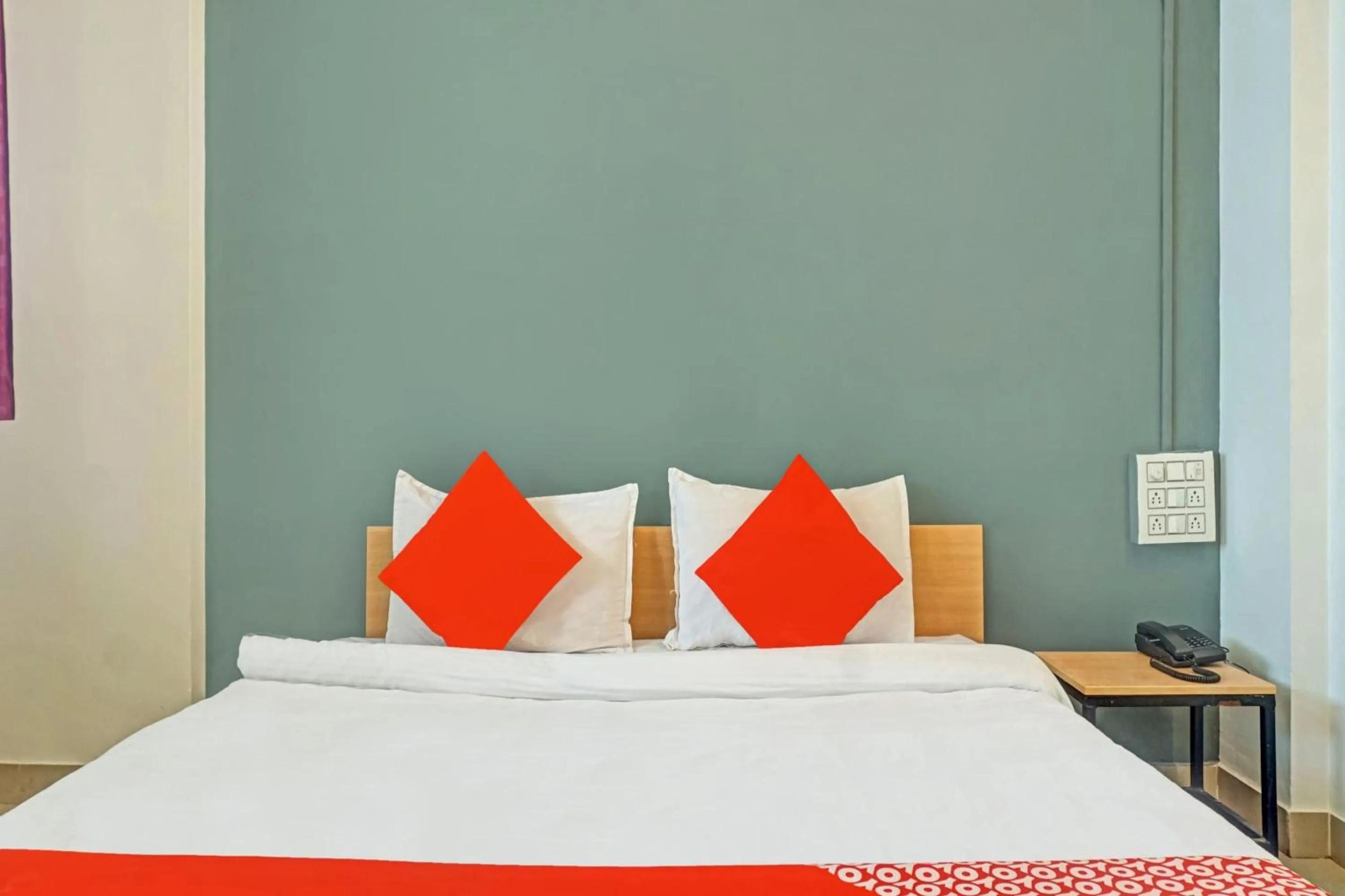 Bedroom in Hotel O Green Leaves