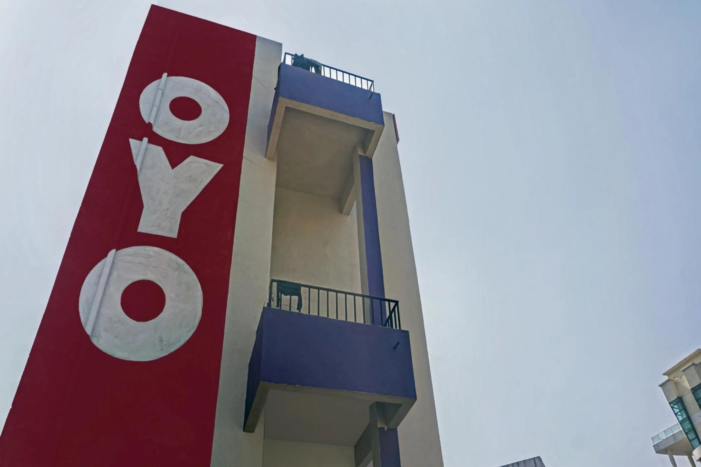 Facade/entrance in Hotel O Green Leaves