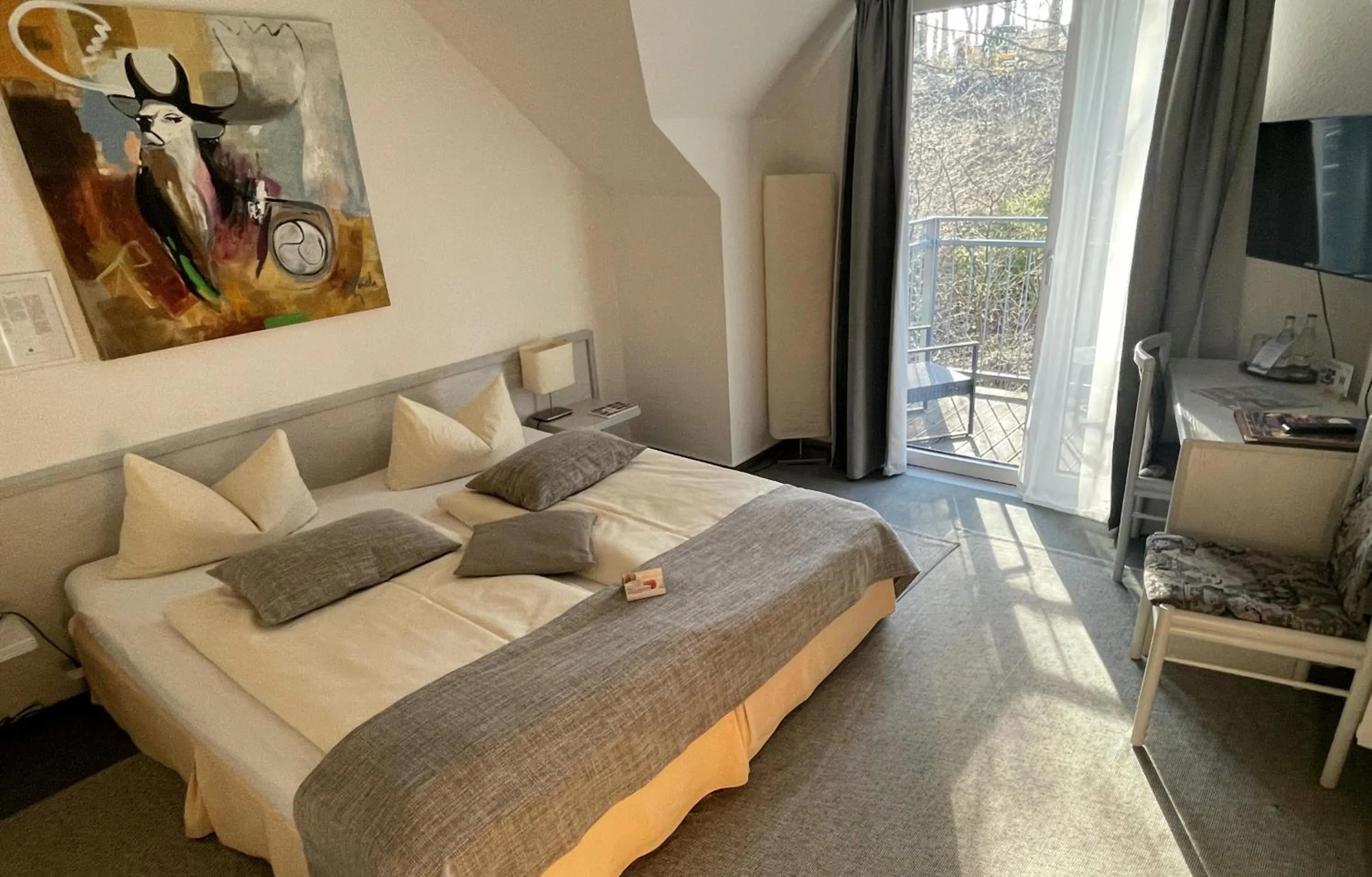 Photo of the whole room, Bed in Akzent Berghotel Rosstrappe