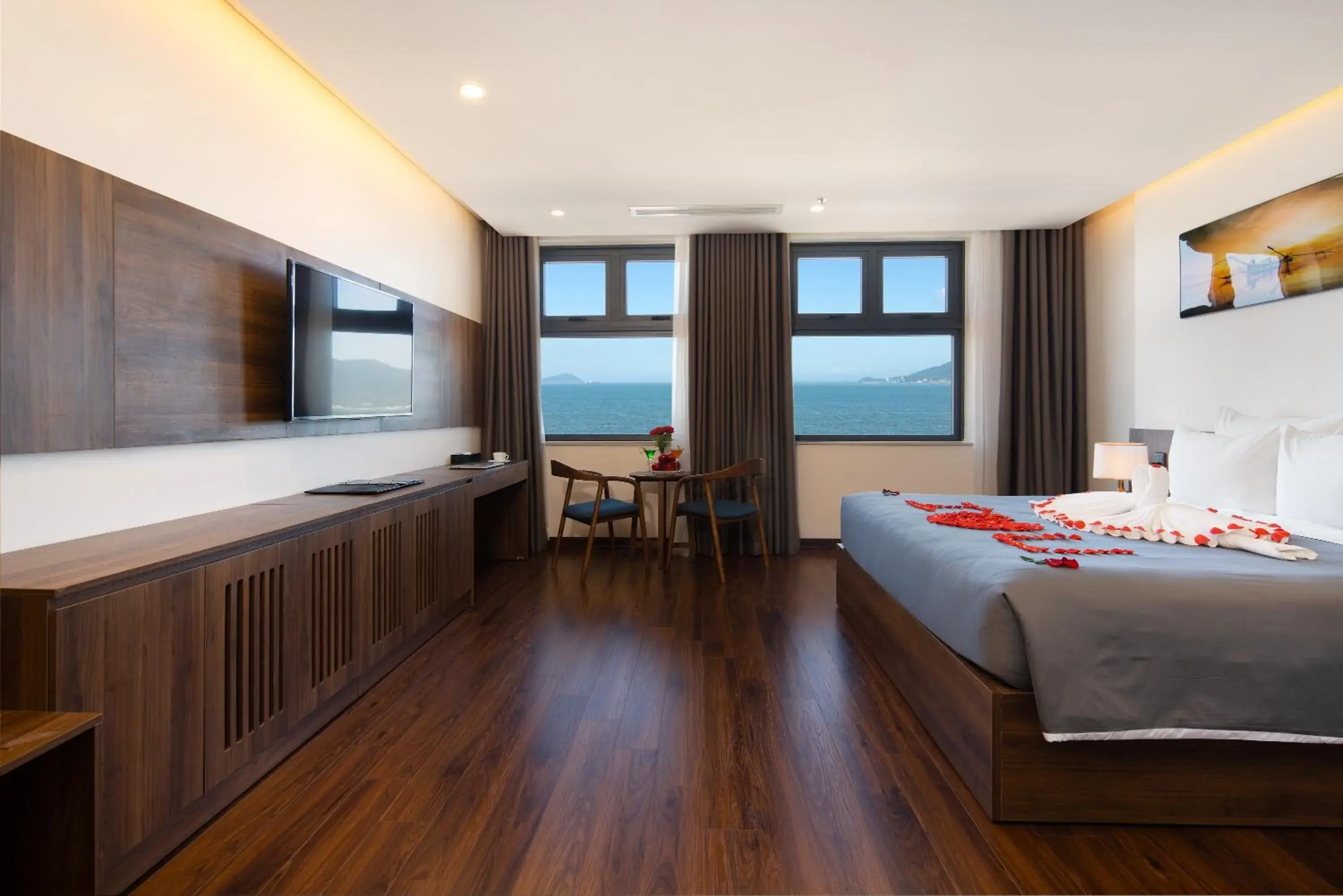 Sea view, Bed in Avenis Hotel Sea view, Bed in Avenis Hotel