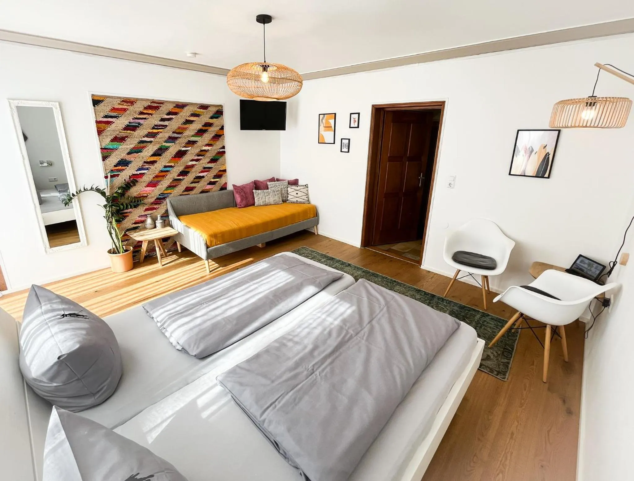 Bedroom, Bed in Hacienda Rooms