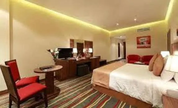 Deluxe King Room in Al Khaleej Palace Deira Hotel