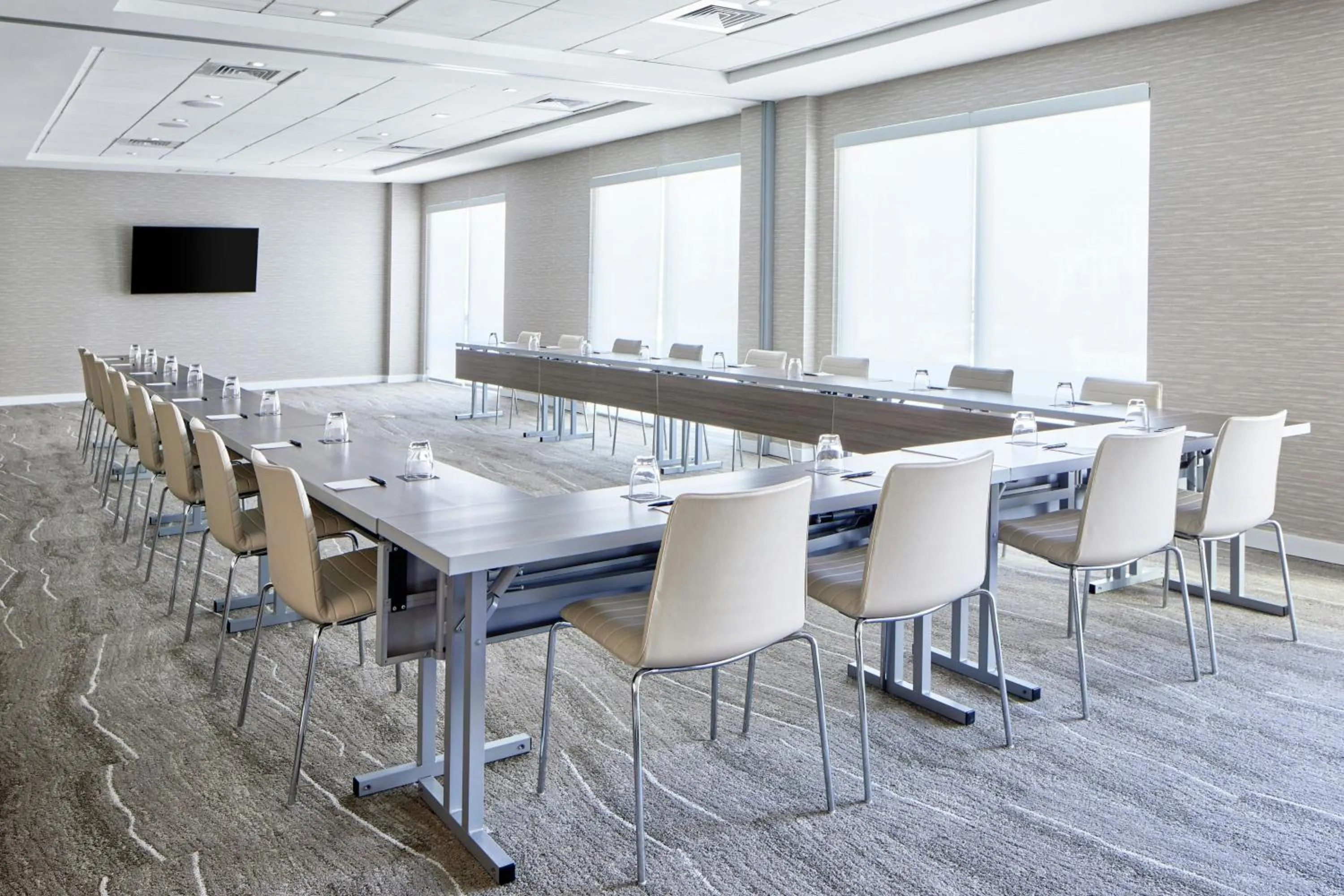 Meeting/conference room in AC Hotel by Marriott Fort Lauderdale Beach