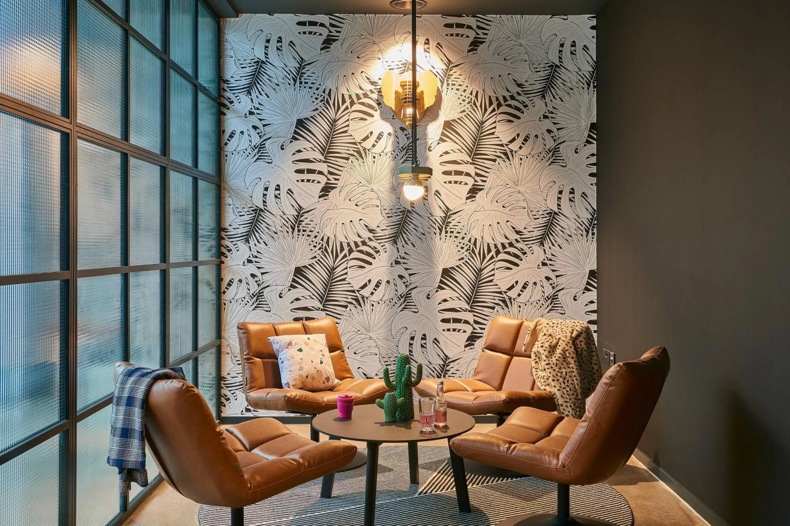 Meeting/conference room in Moxy Chester