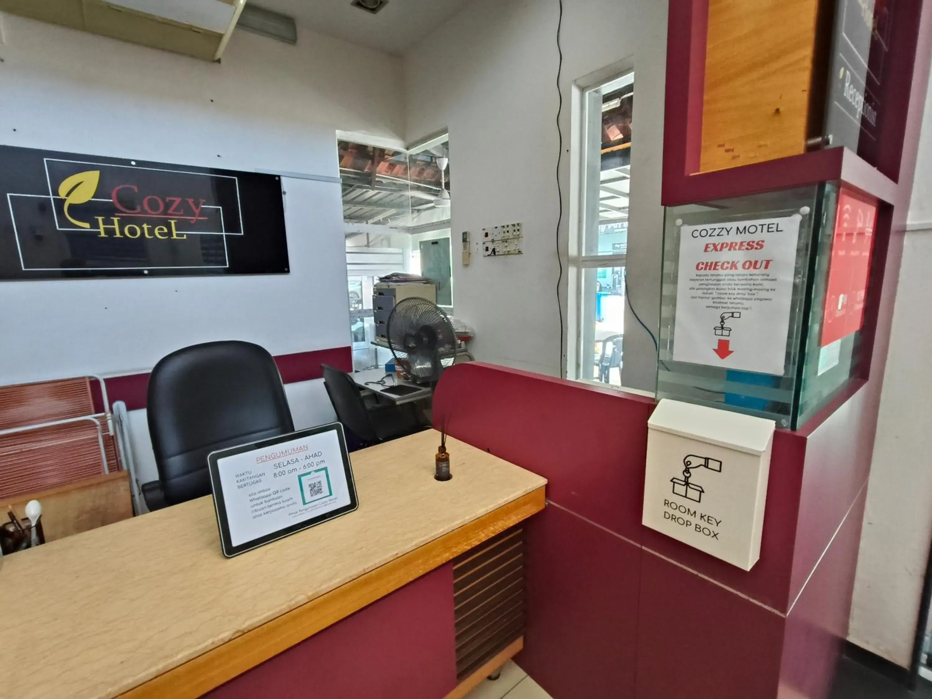 Lobby or reception in Cozzy Motel Malacca Lobby or reception in Cozzy Motel Malacca