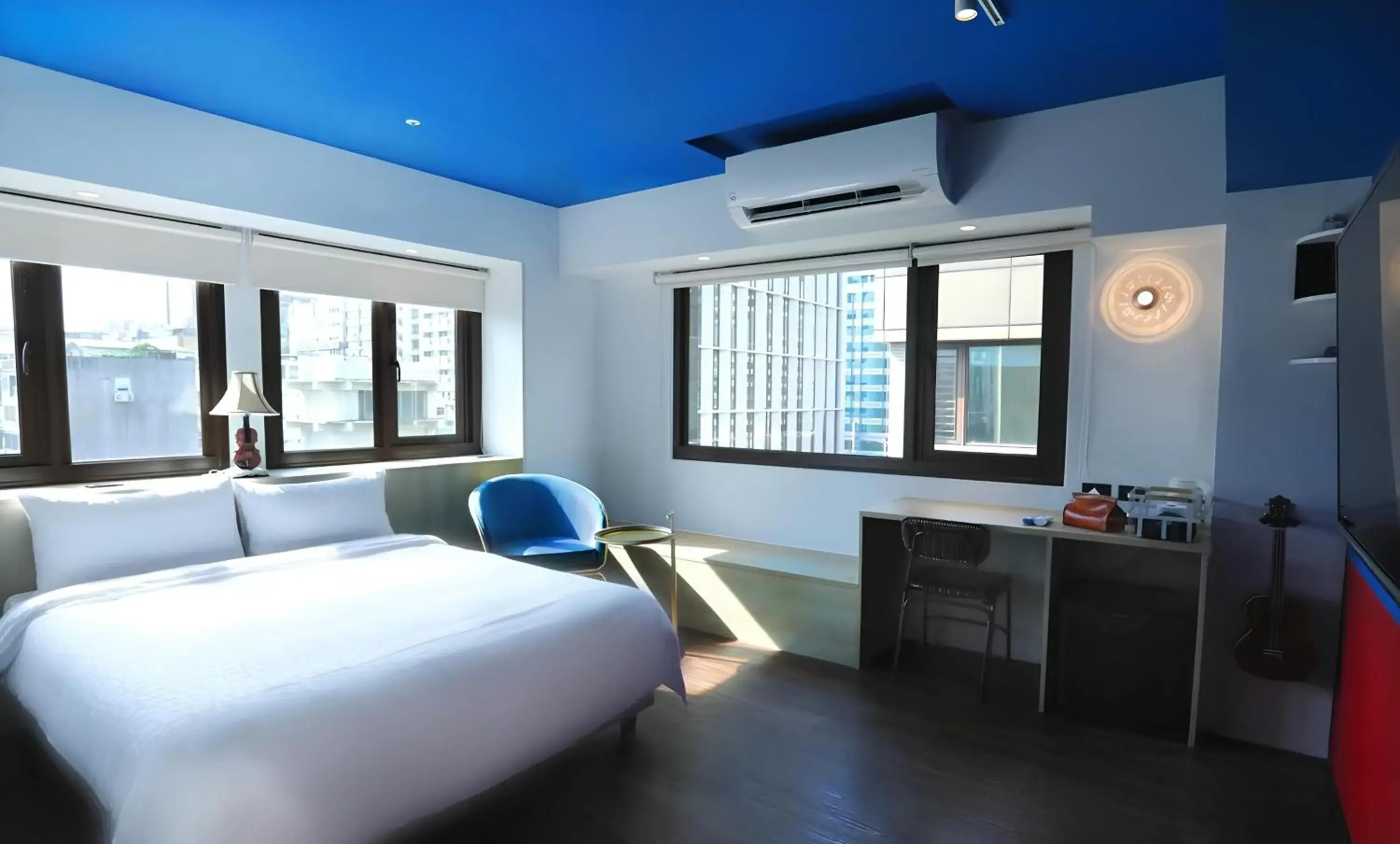 Bed in Journey Town Inn Bed in Journey Town Inn