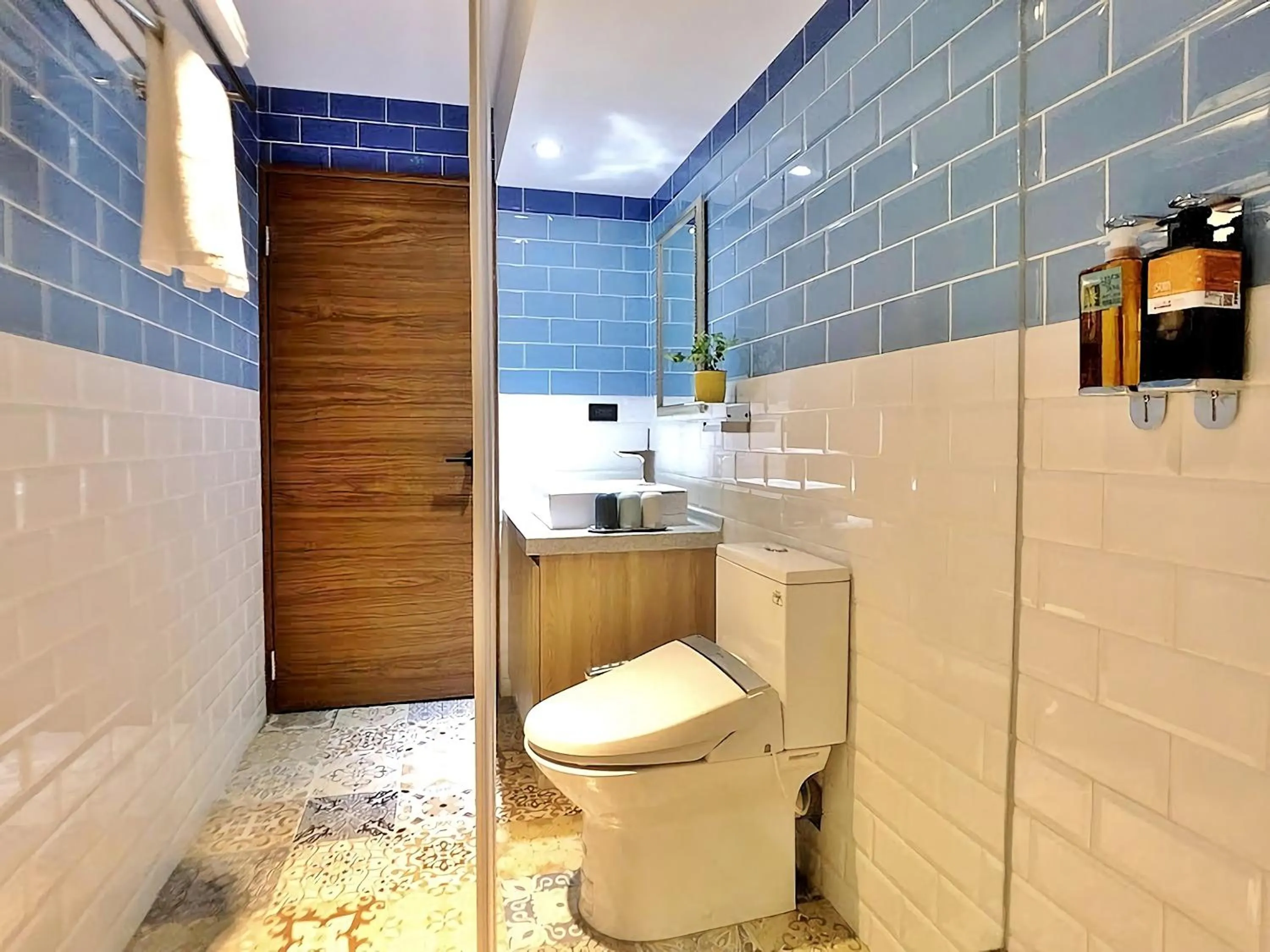 Bathroom in Journey Town Inn