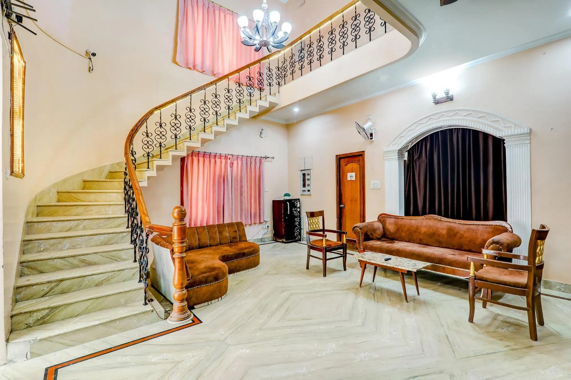 Lobby or reception in FabHotel Raka Inn