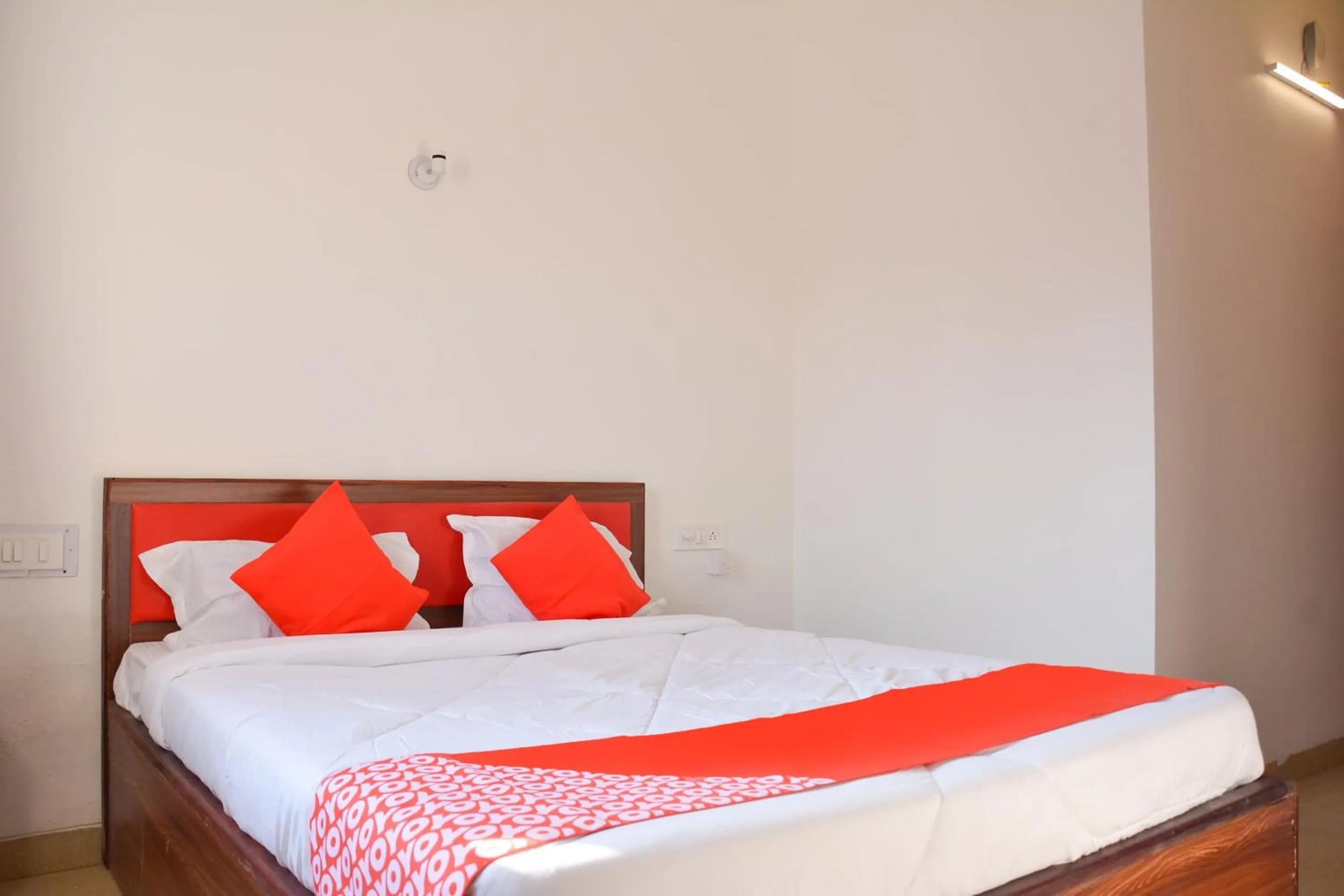 Bedroom, Bed in Super Collection O Sayhallo Kanchan